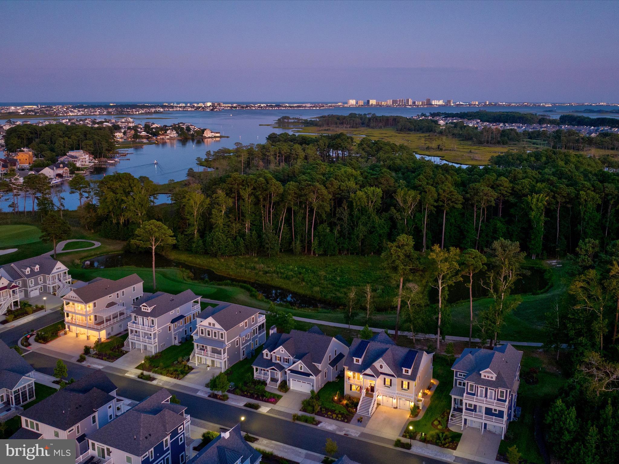 BAYSIDE - Residential