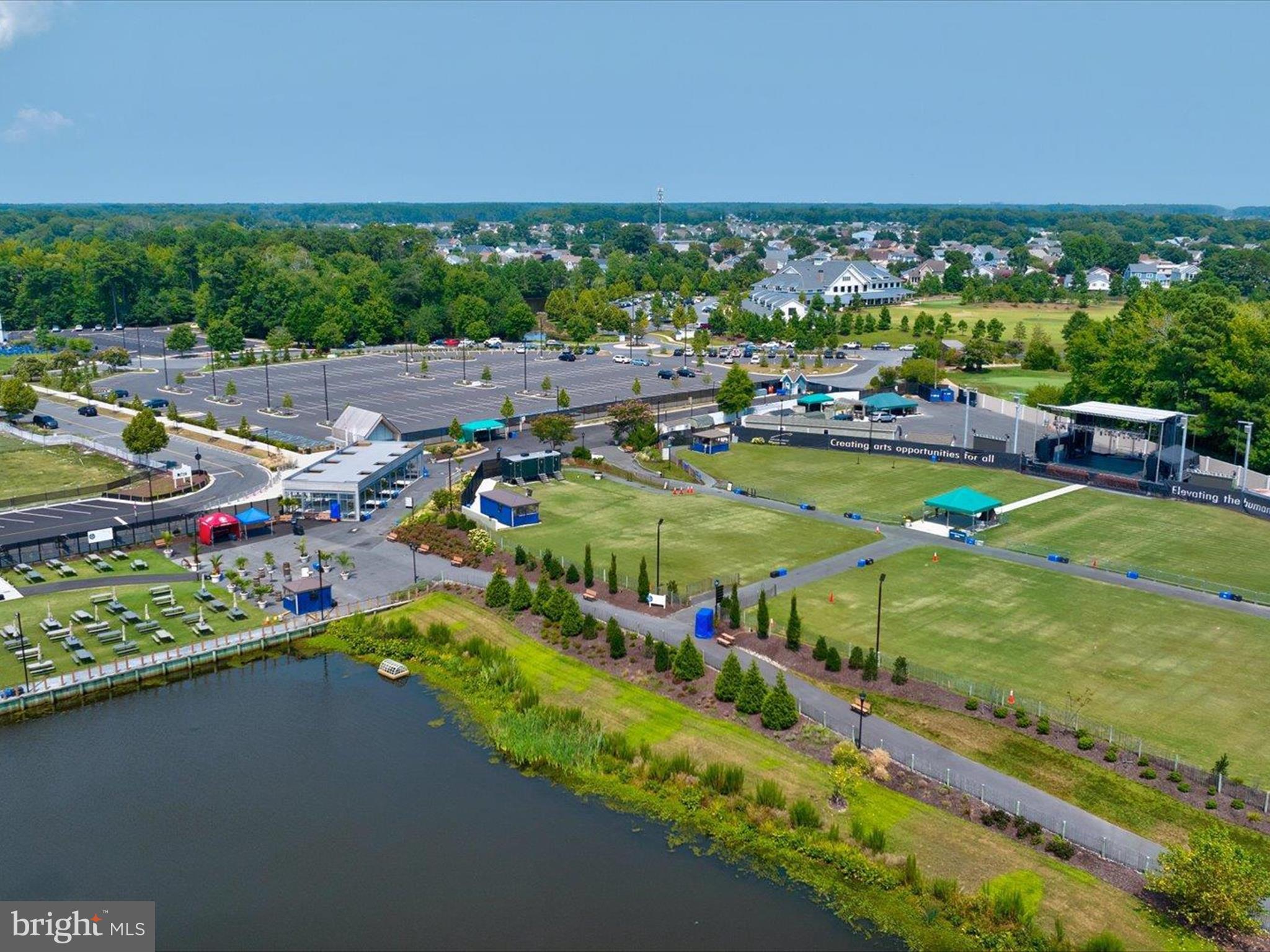 BAYSIDE - Residential