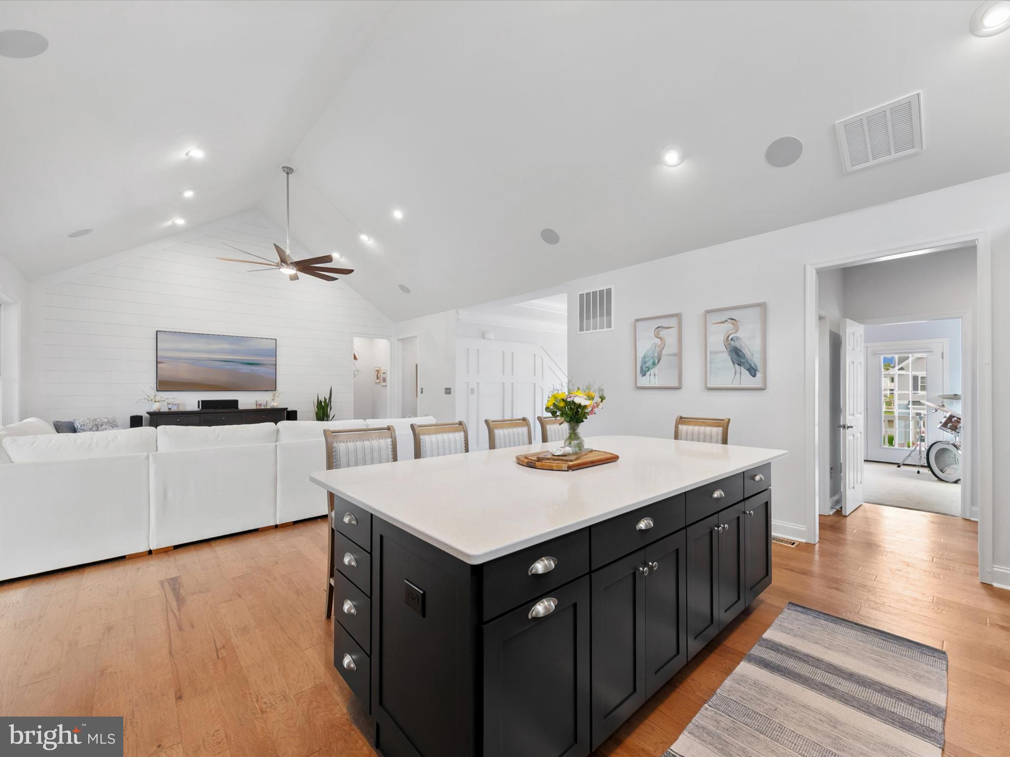 BAYSIDE - Residential