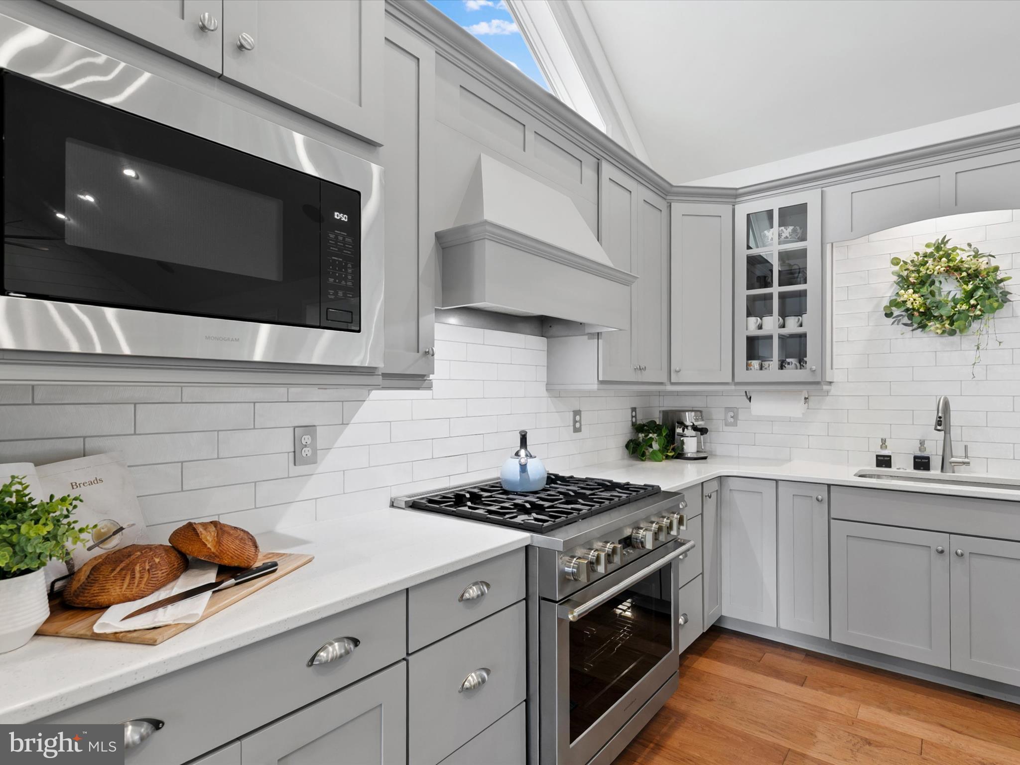 BAYSIDE - Residential