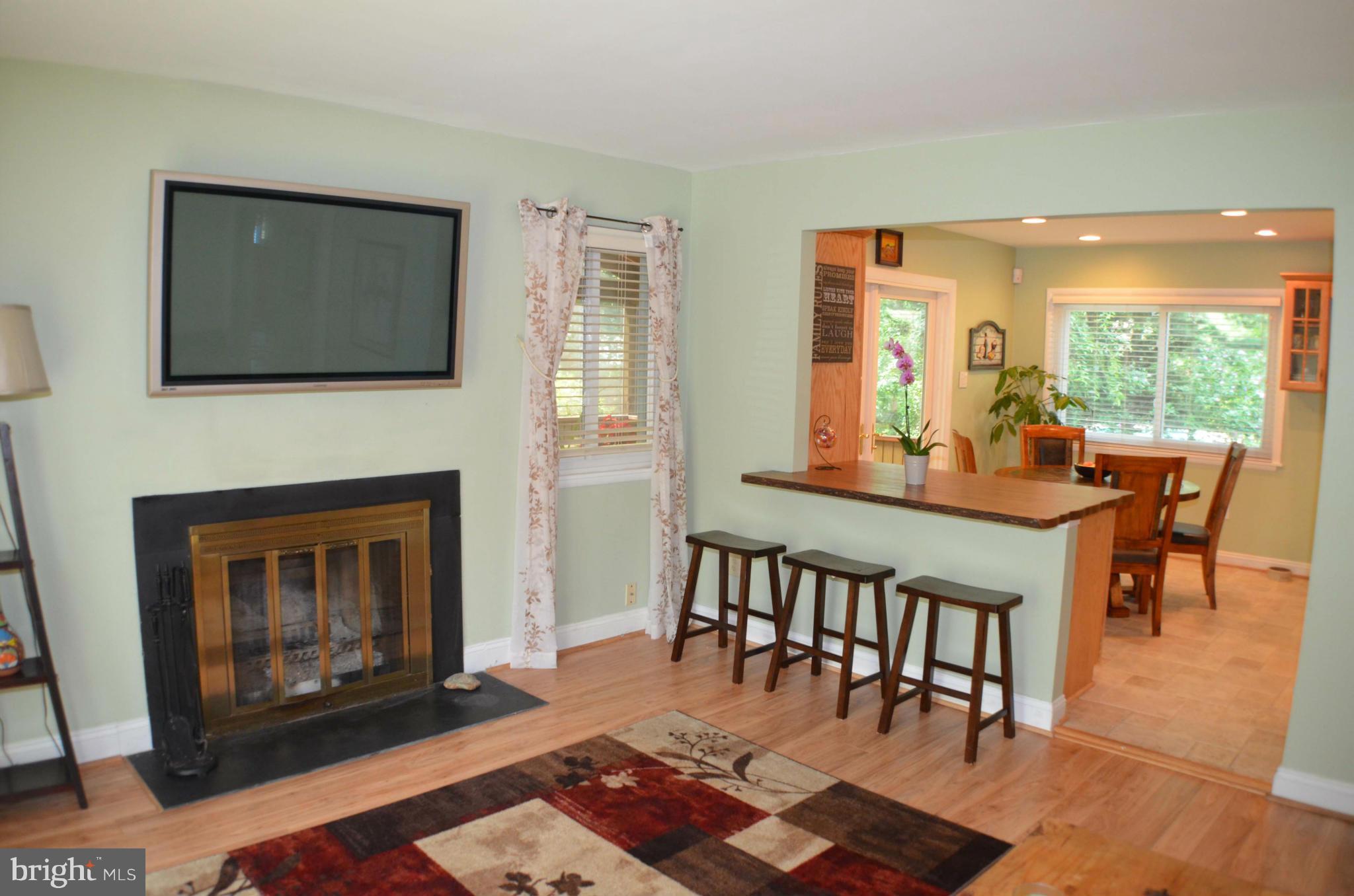 FOX MILL ESTATES - Residential