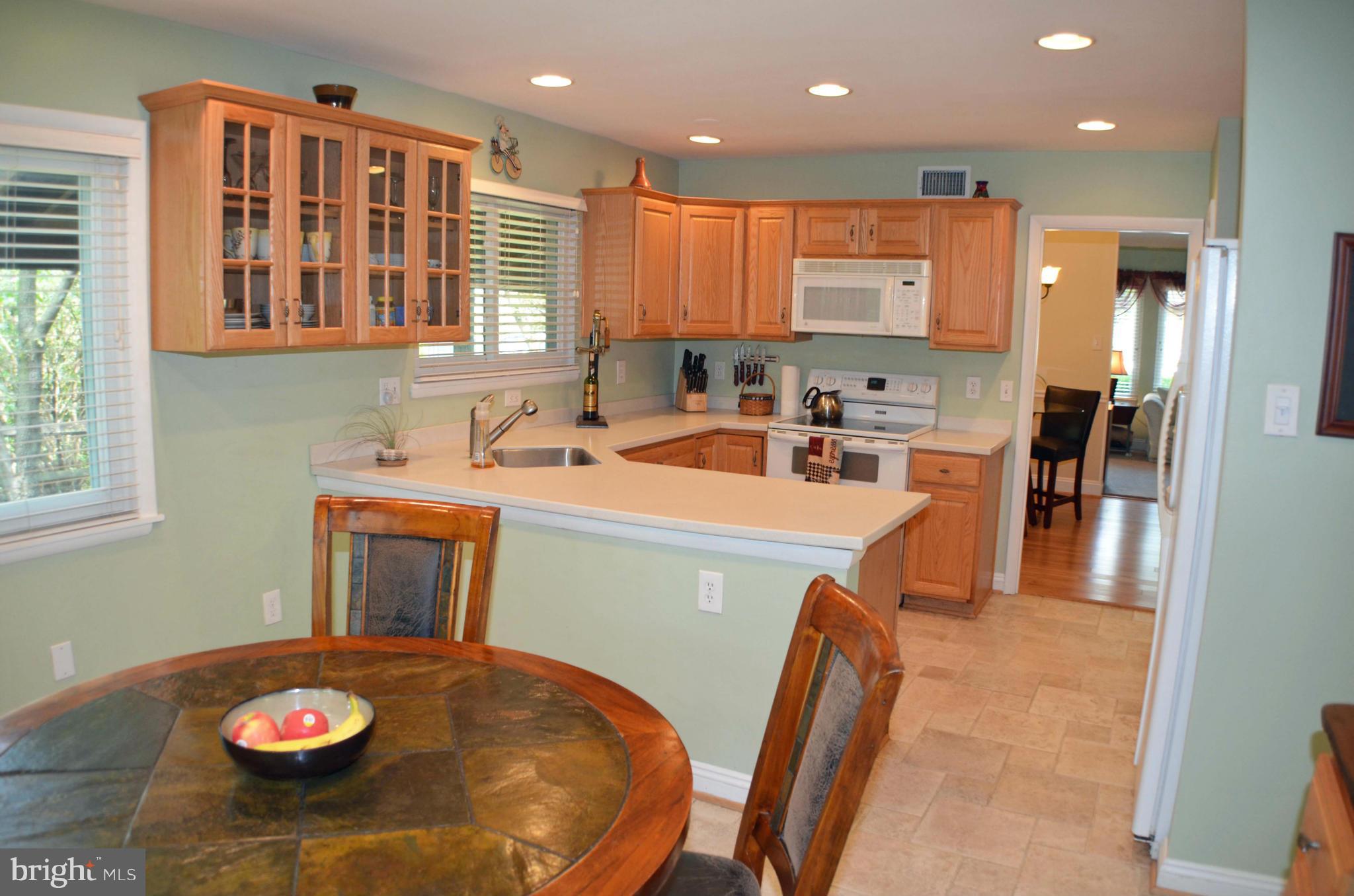 FOX MILL ESTATES - Residential