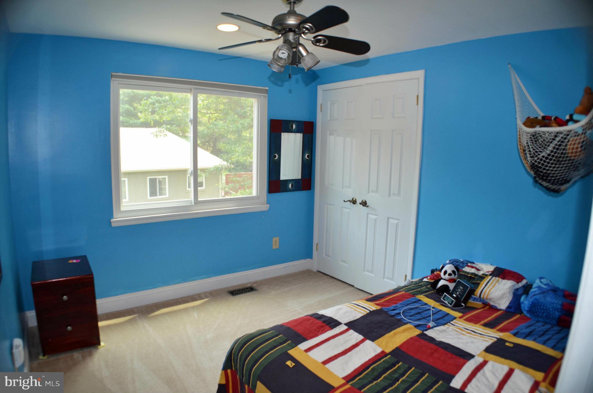 FOX MILL ESTATES - Residential