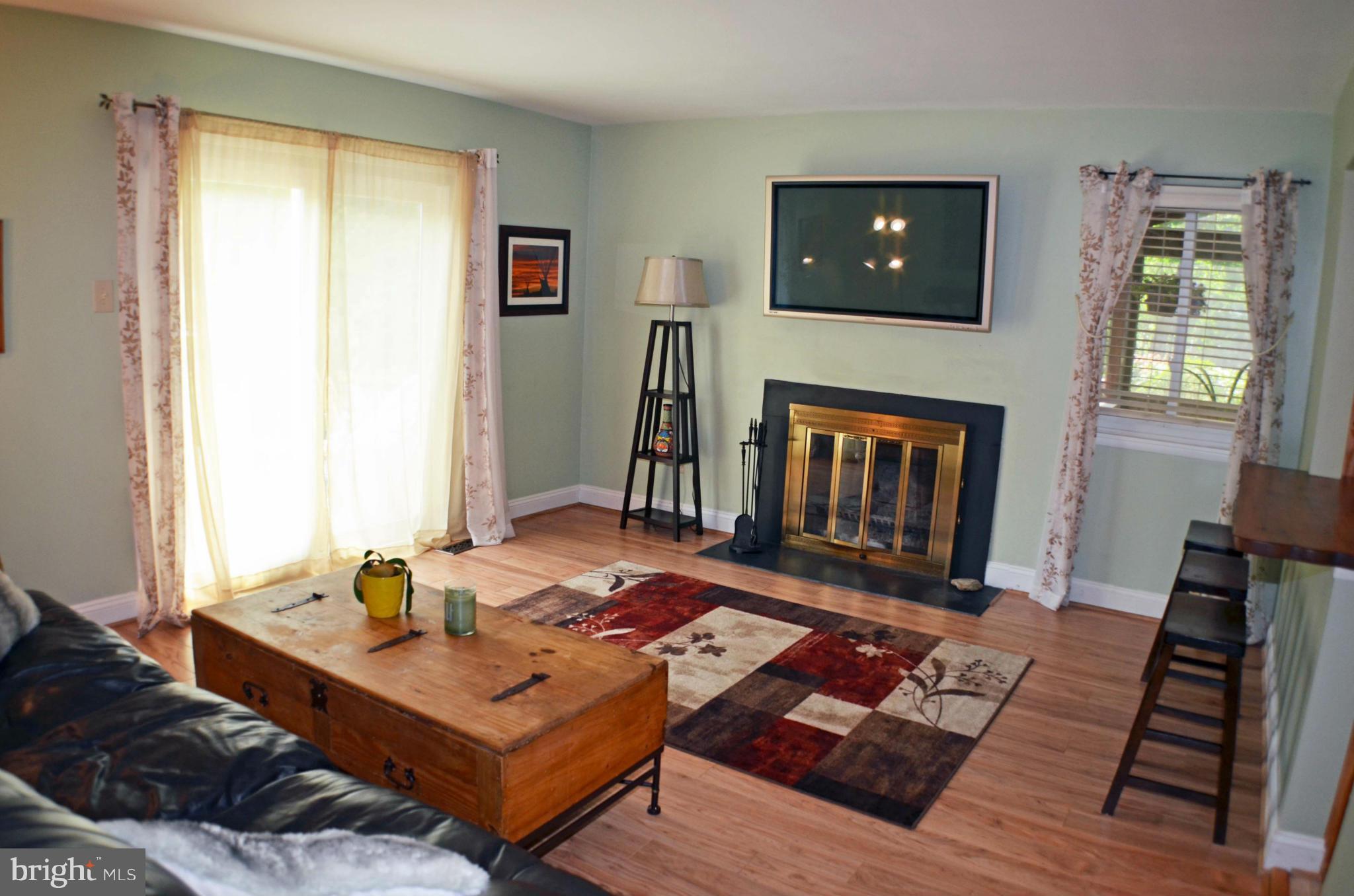 FOX MILL ESTATES - Residential