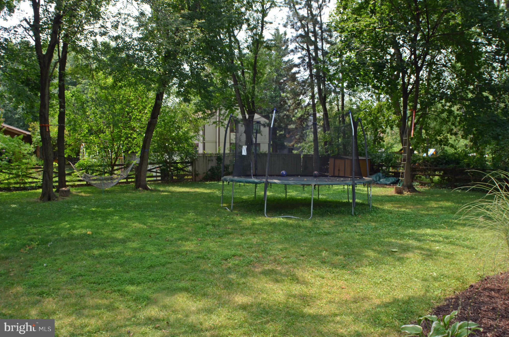 FOX MILL ESTATES - Residential