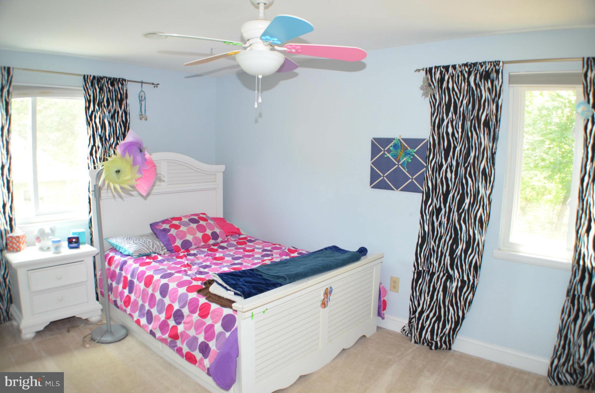 FOX MILL ESTATES - Residential