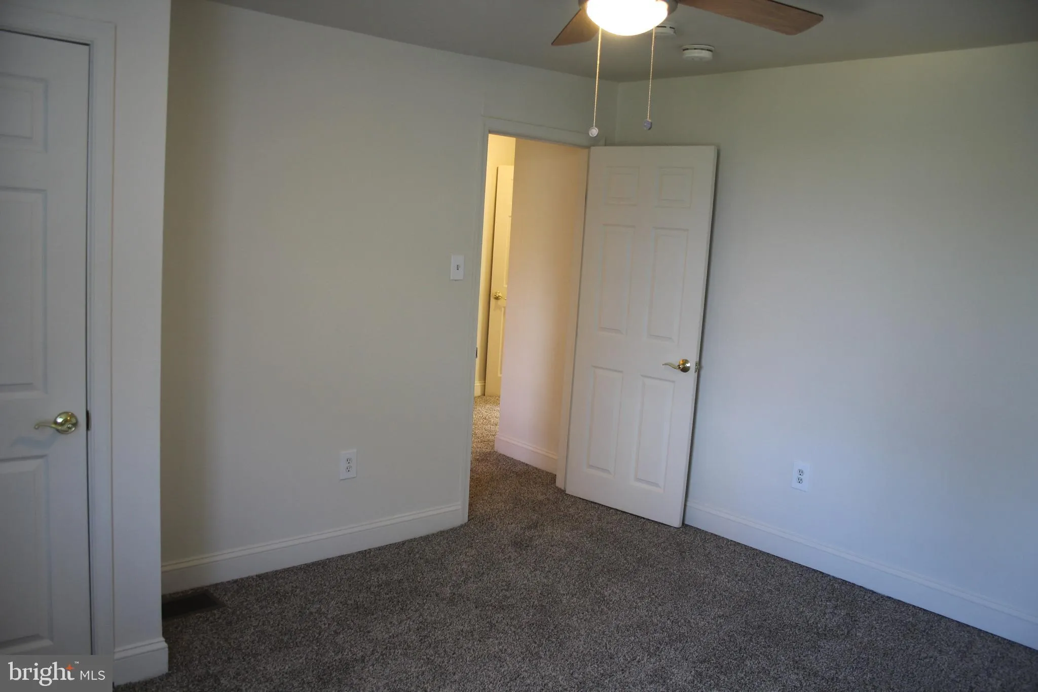 Conshohocken, Pennsylvania 19428, United States, 3 Bedrooms Bedrooms, ,3 BathroomsBathrooms,Residential,Active,191591