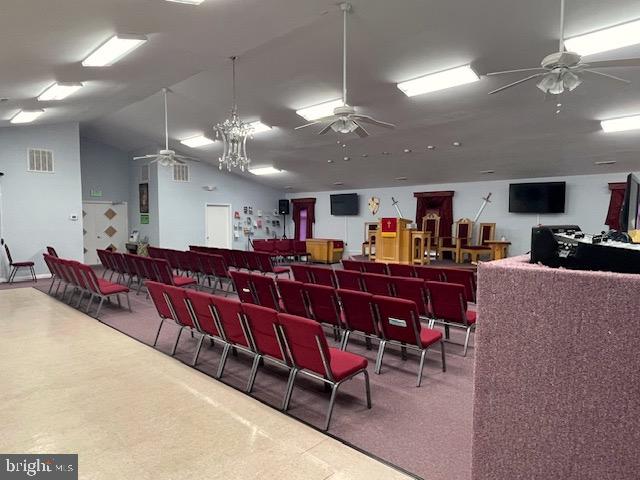 201 N LYNCHBURG STREET