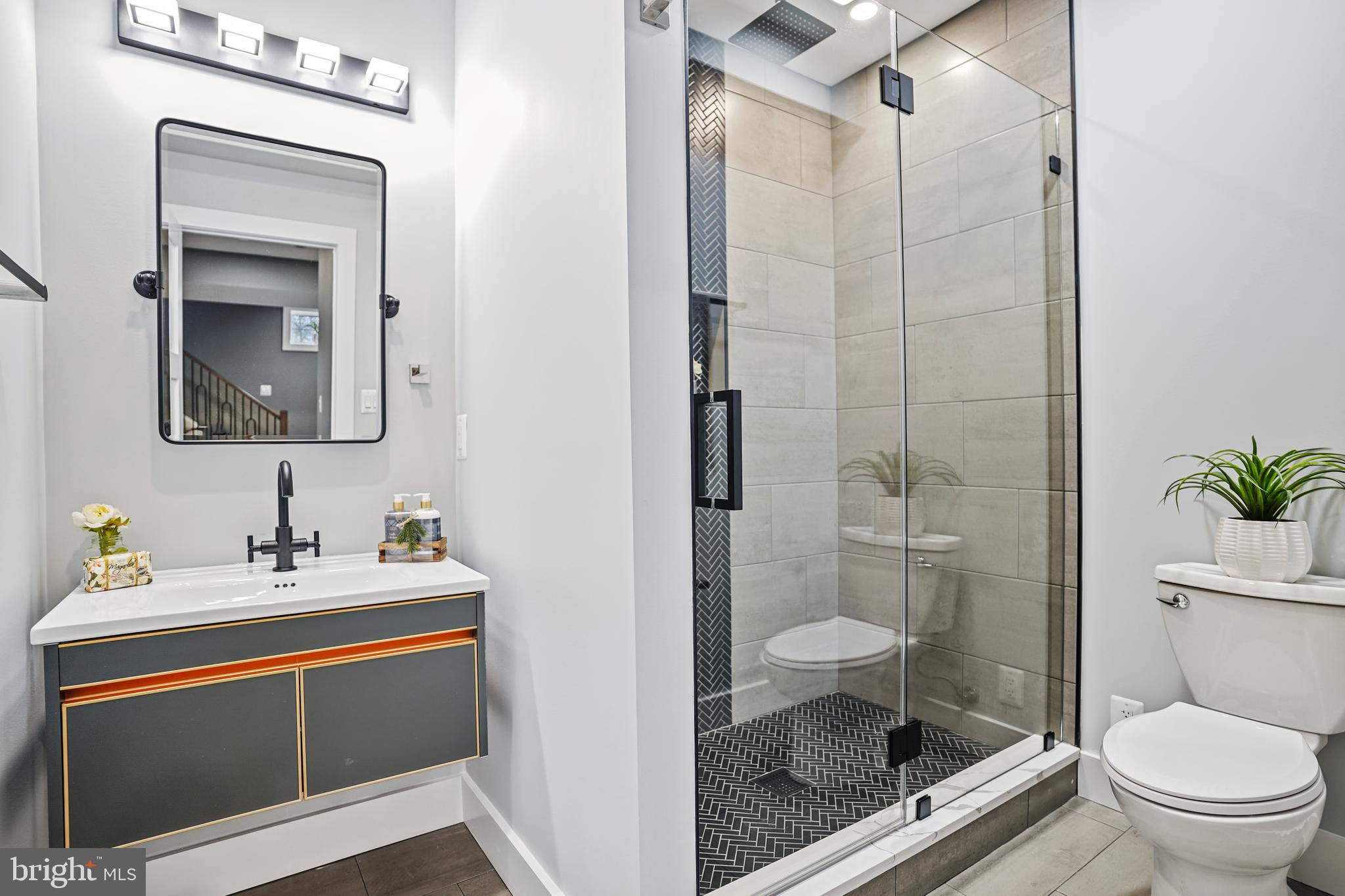 FALLS PARK - Residential