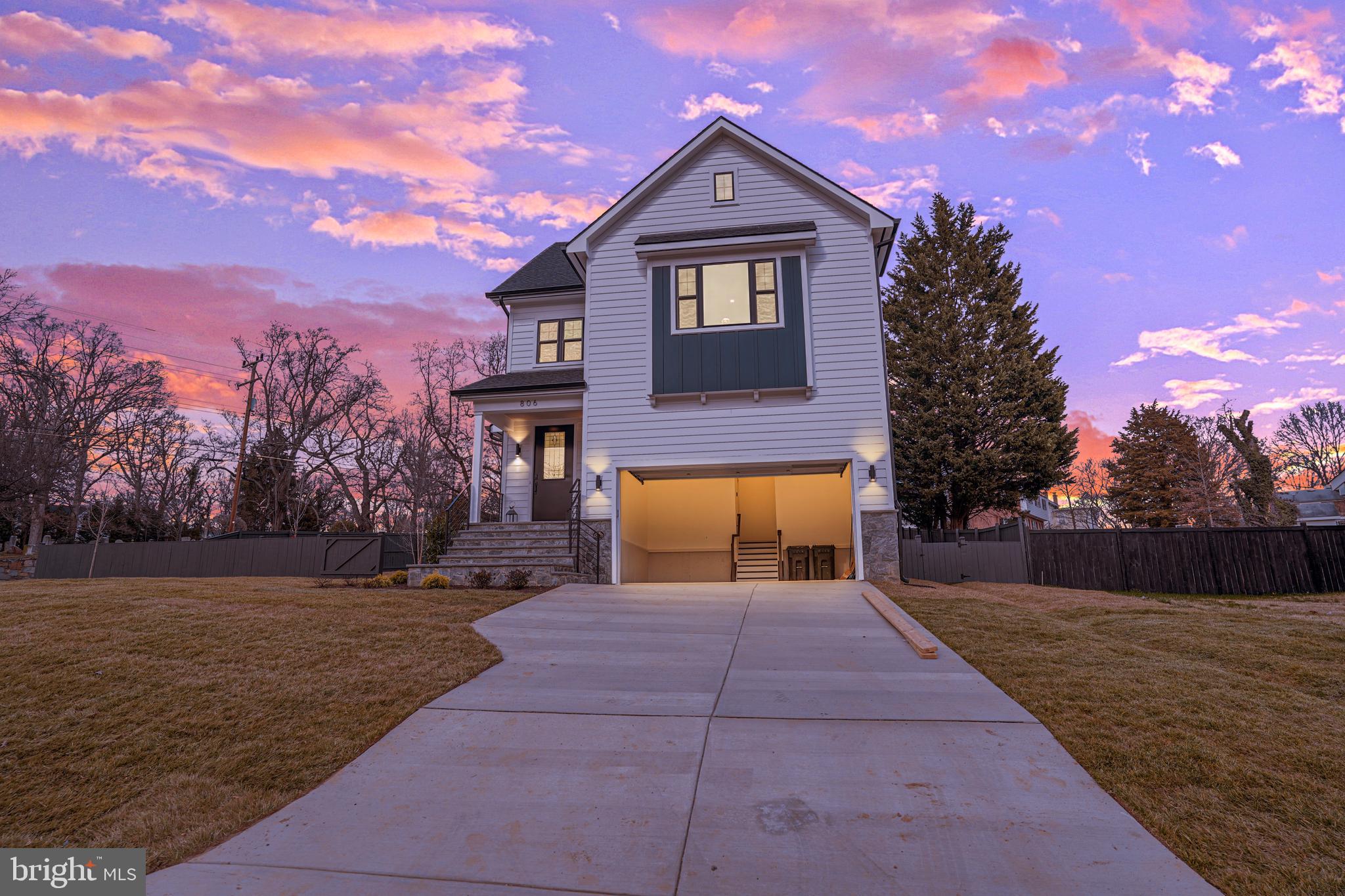 FALLS PARK - Residential