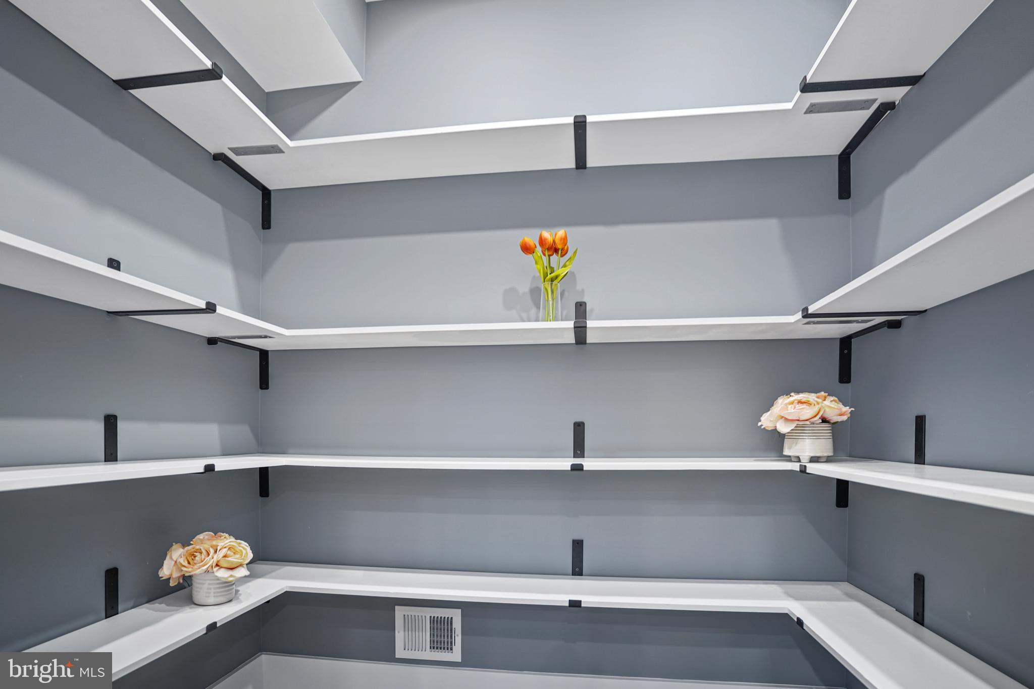 FALLS PARK - Residential