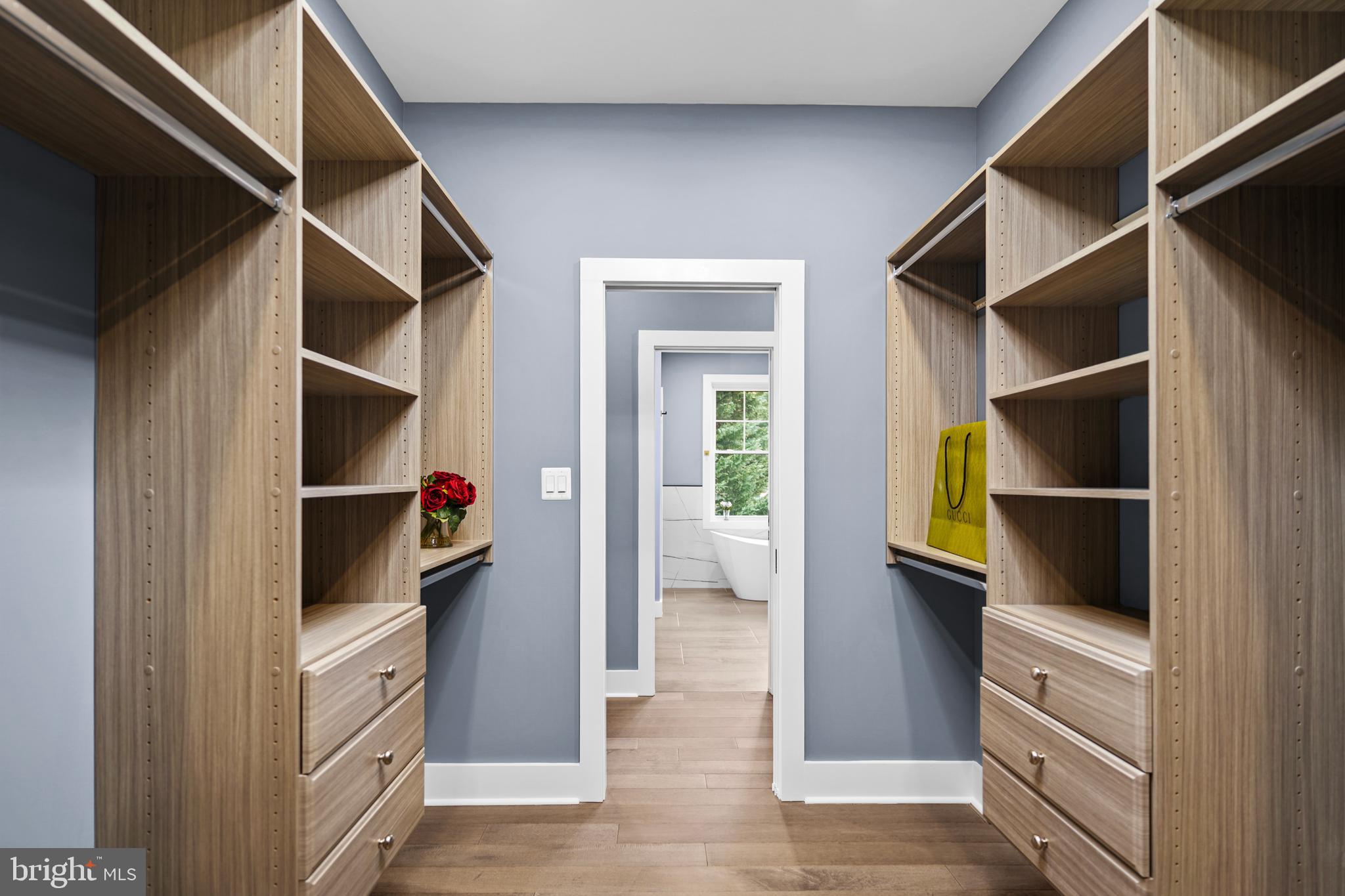 FALLS PARK - Residential