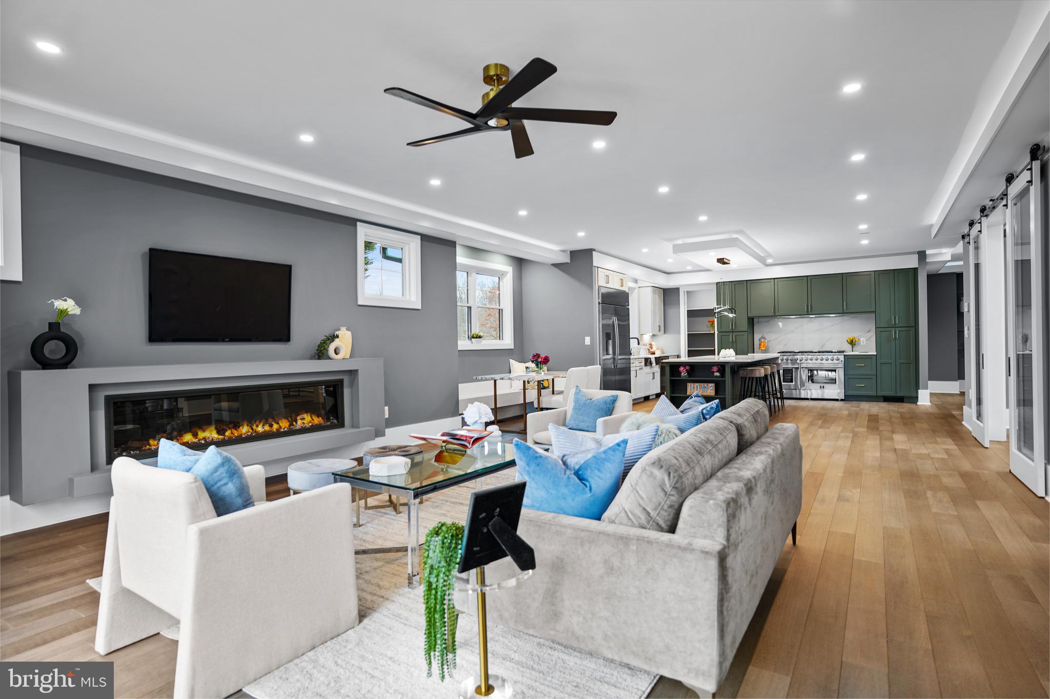 FALLS PARK - Residential