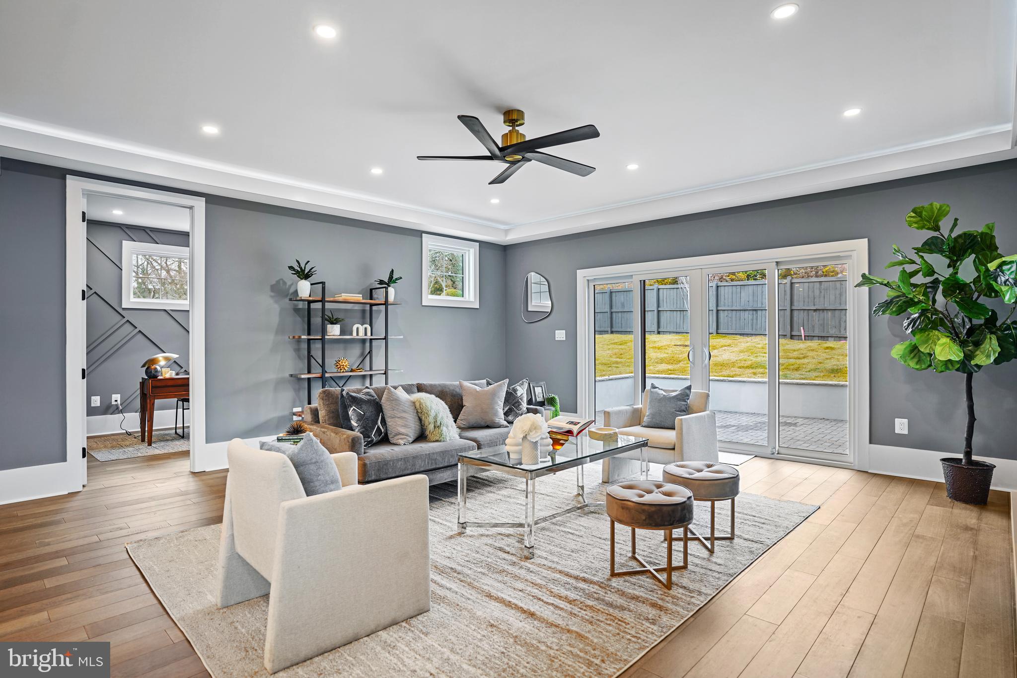 FALLS PARK - Residential