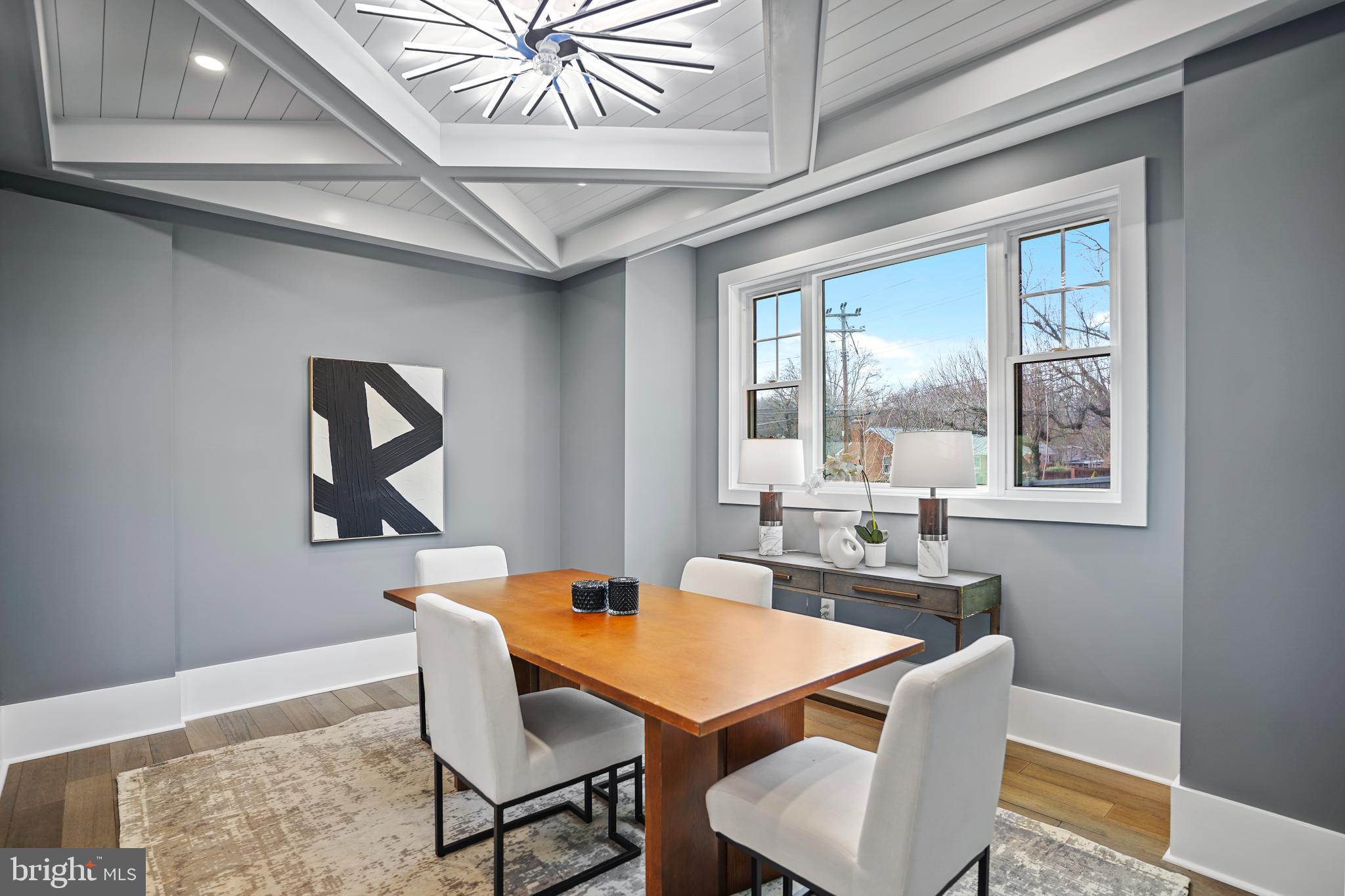 FALLS PARK - Residential