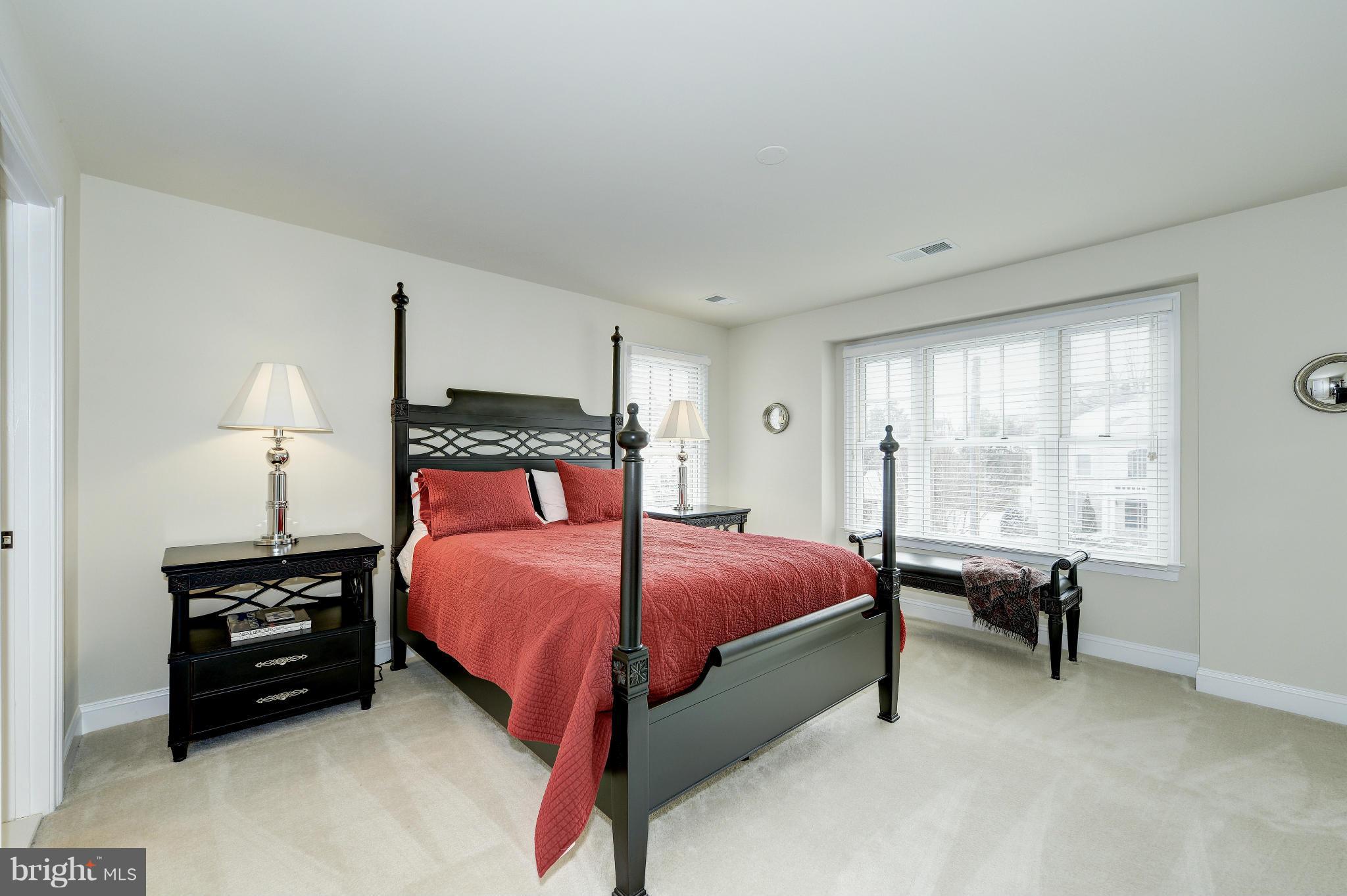 BRYN MAWR - Residential