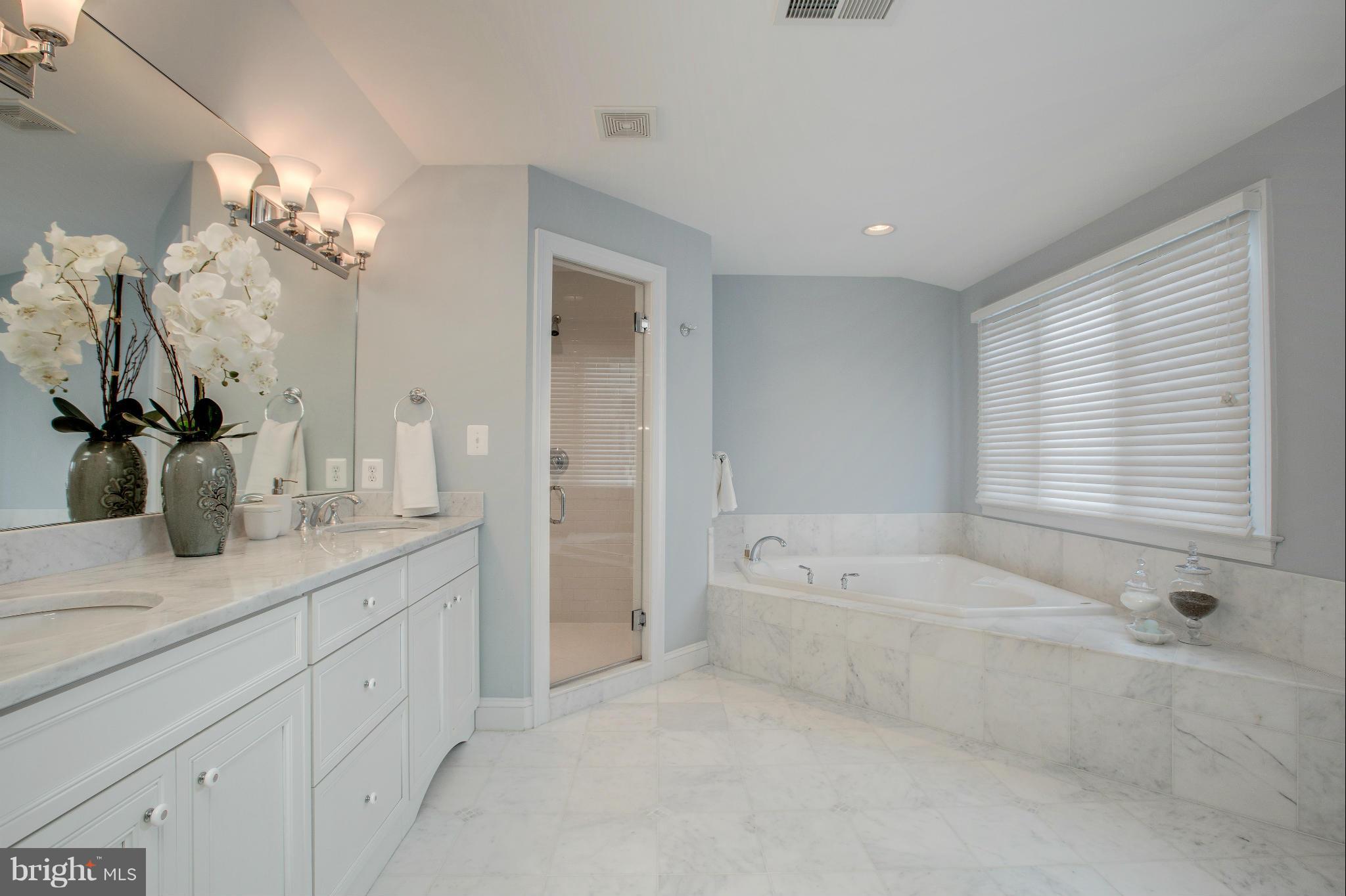 BRYN MAWR - Residential