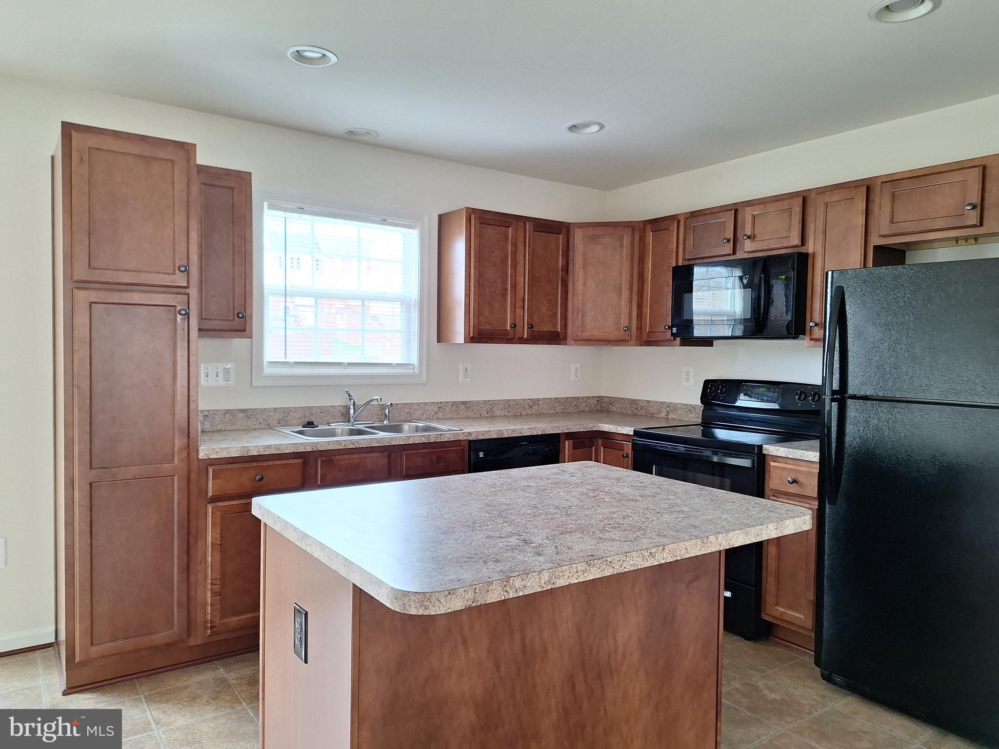 HEATHER HILLS/BRIGHTFLD - Residential