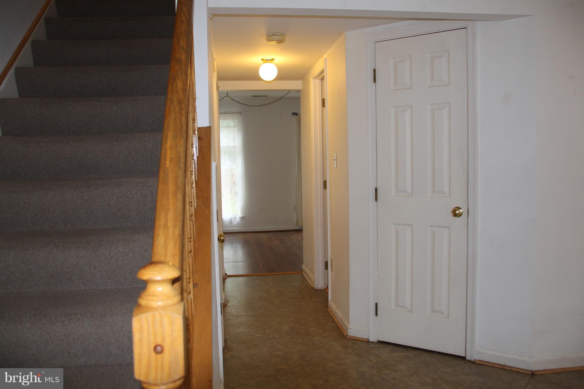 SOUTHGATE CENTER - Residential