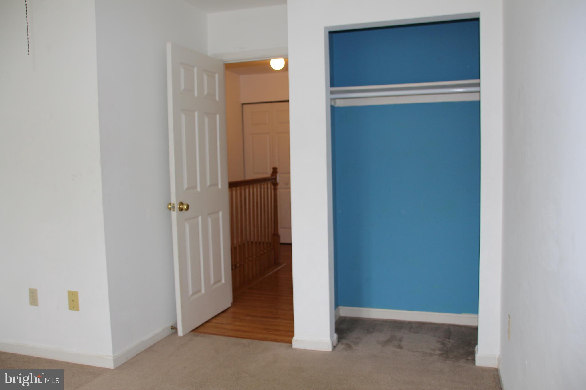 SOUTHGATE CENTER - Residential