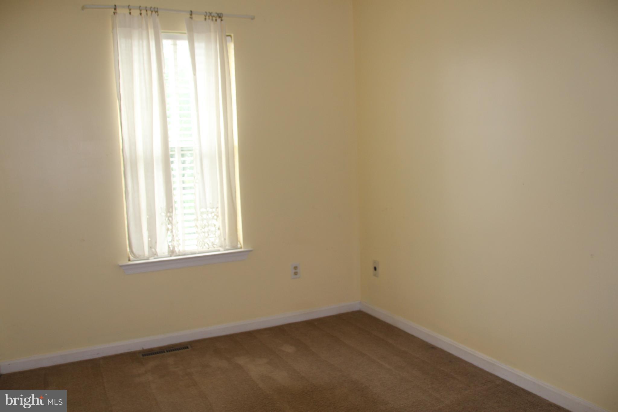 SOUTHGATE CENTER - Residential