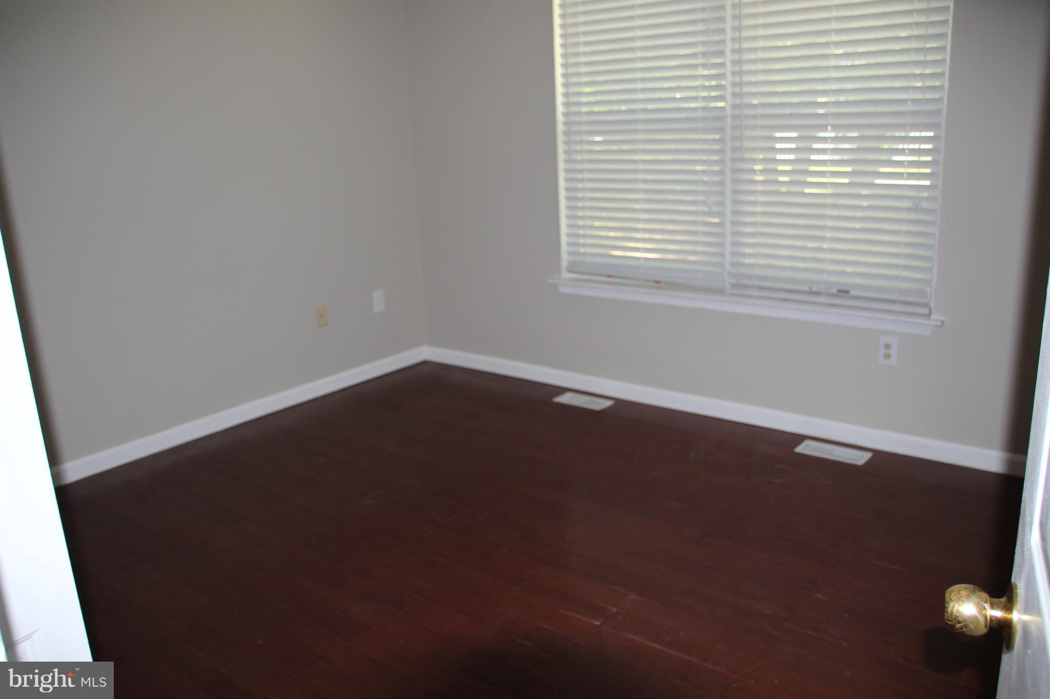 SOUTHGATE CENTER - Residential