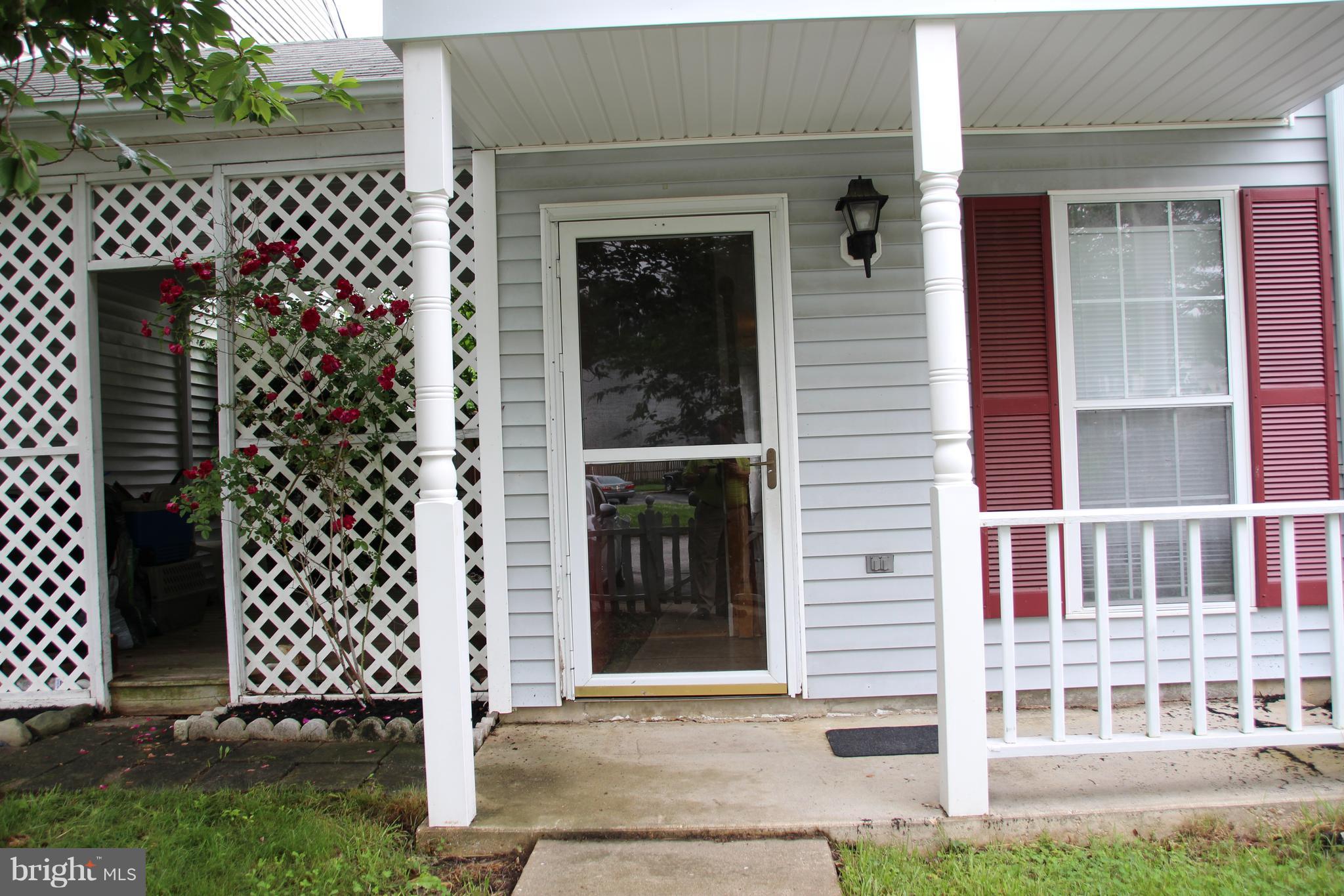 SOUTHGATE CENTER - Residential