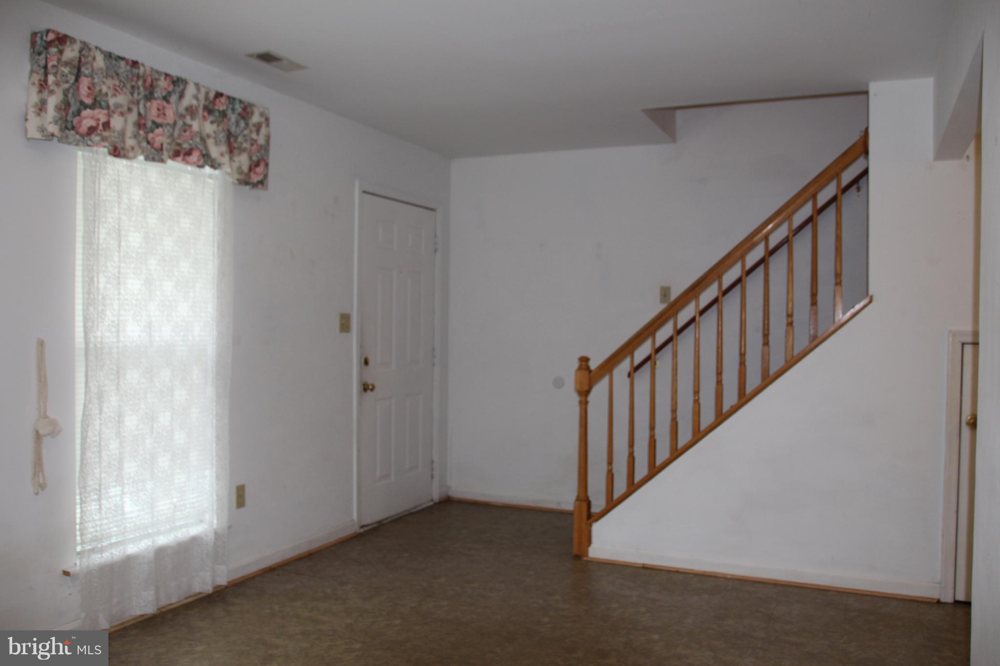 SOUTHGATE CENTER - Residential