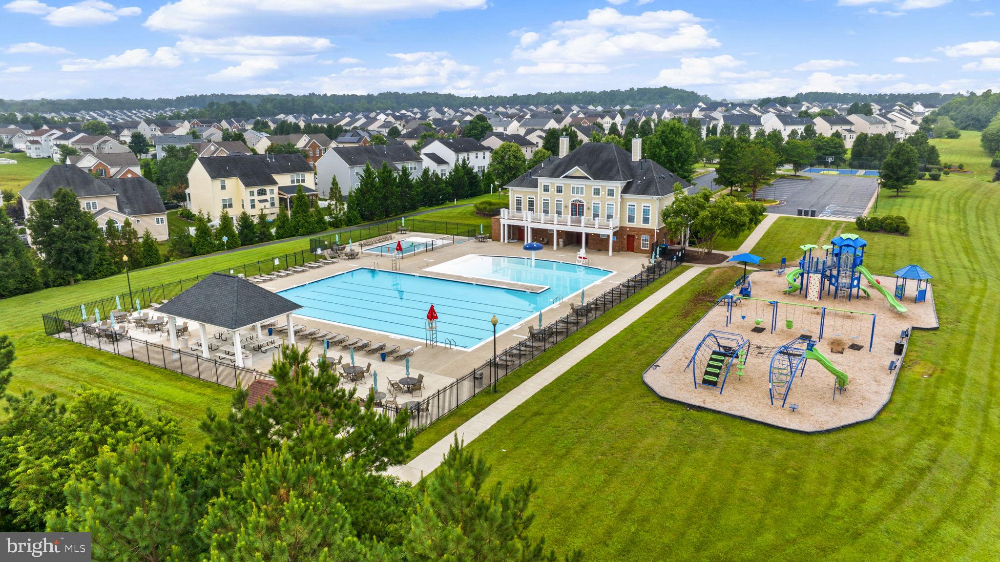 LEES PARKE - Residential