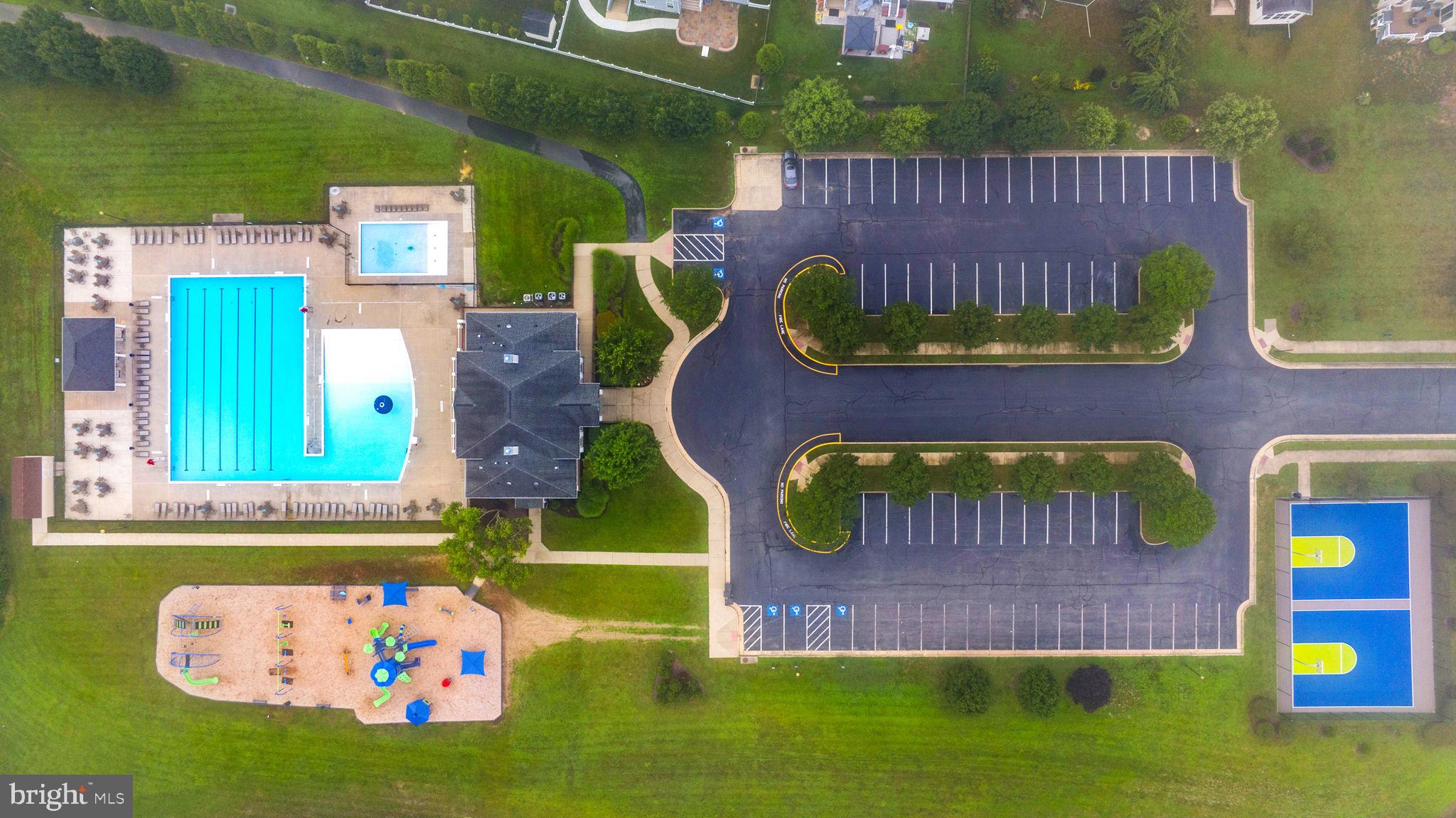 LEES PARKE - Residential