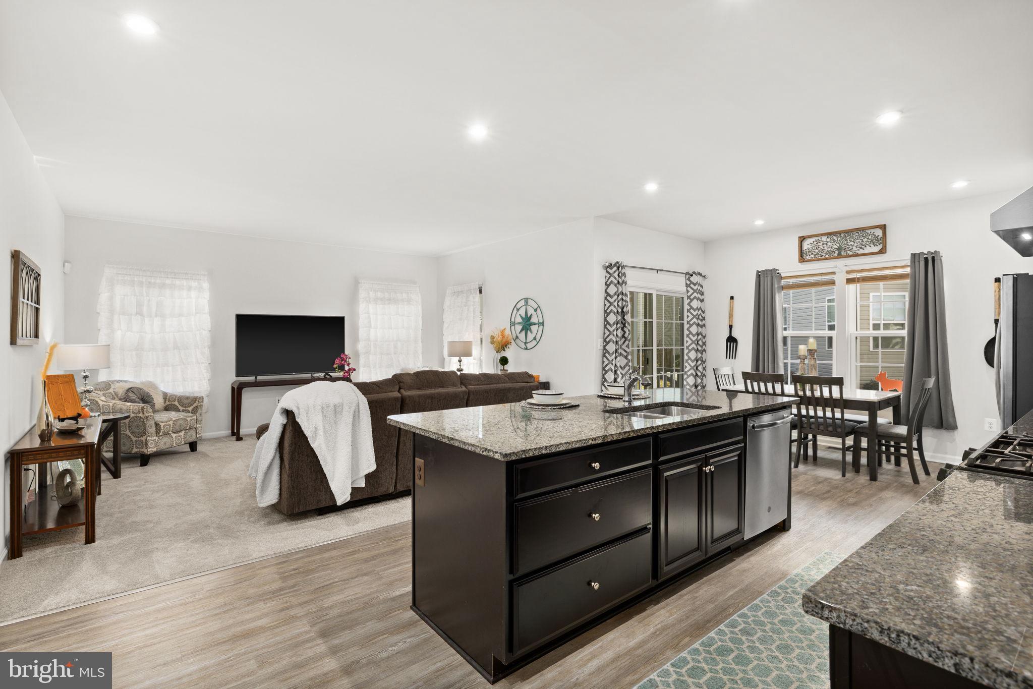 LEES PARKE - Residential