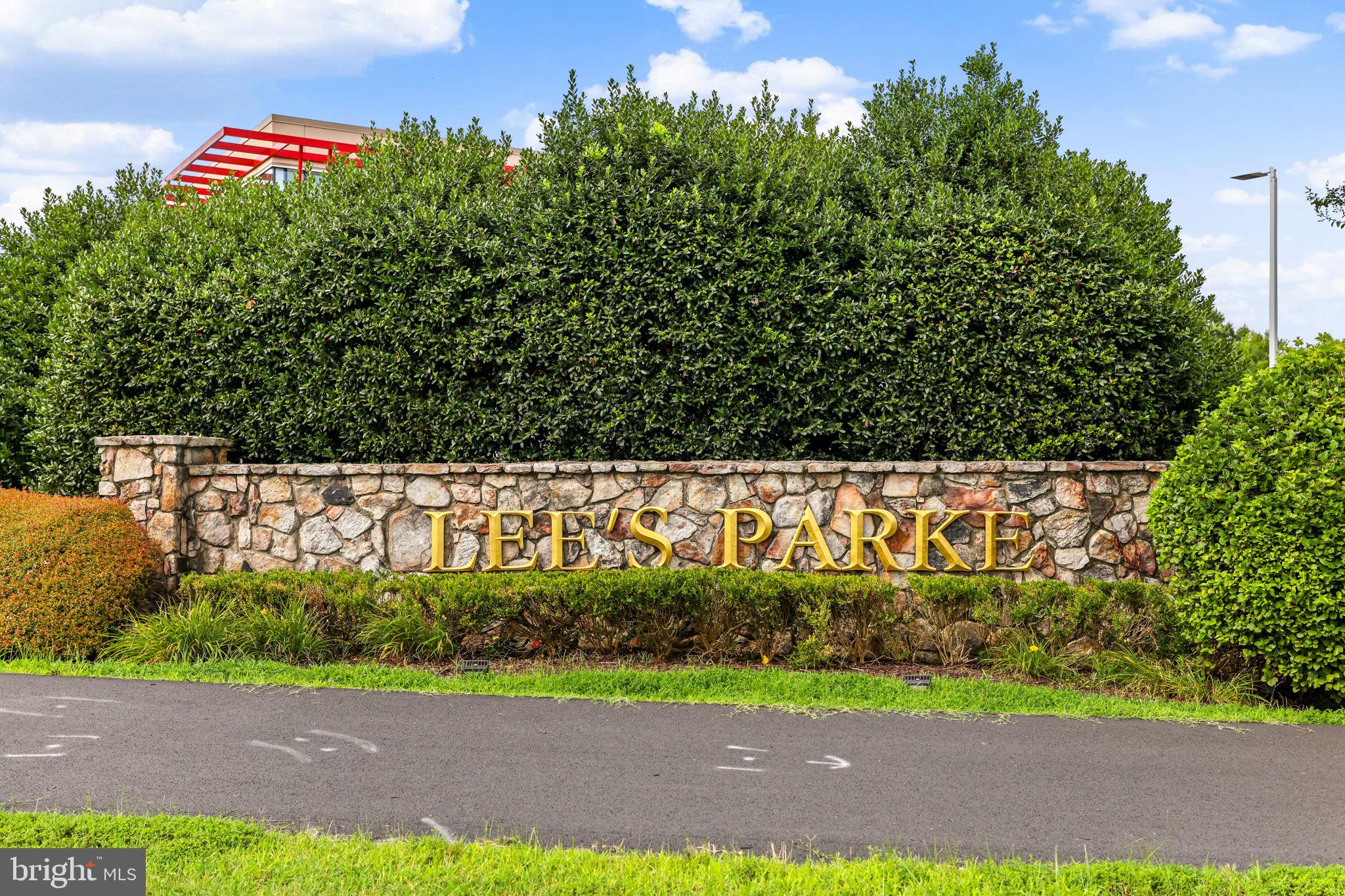 LEES PARKE - Residential