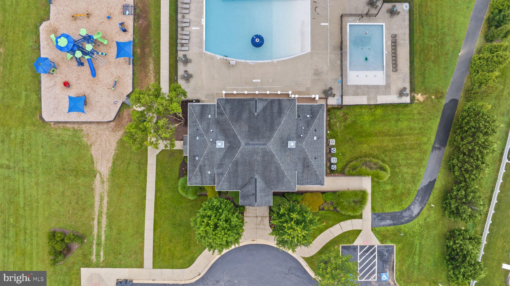 LEES PARKE - Residential