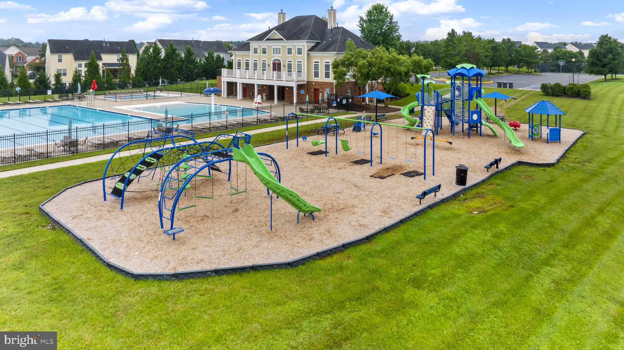 LEES PARKE - Residential