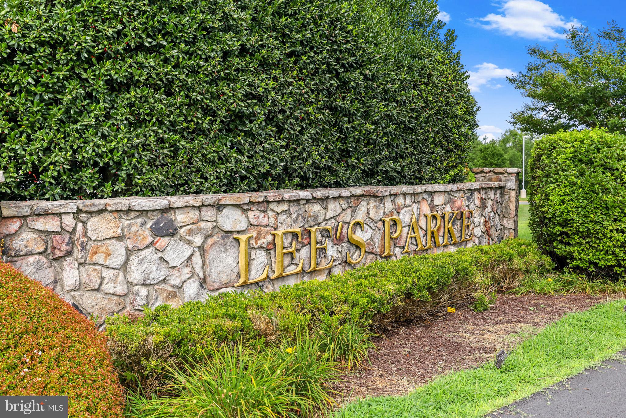 LEES PARKE - Residential