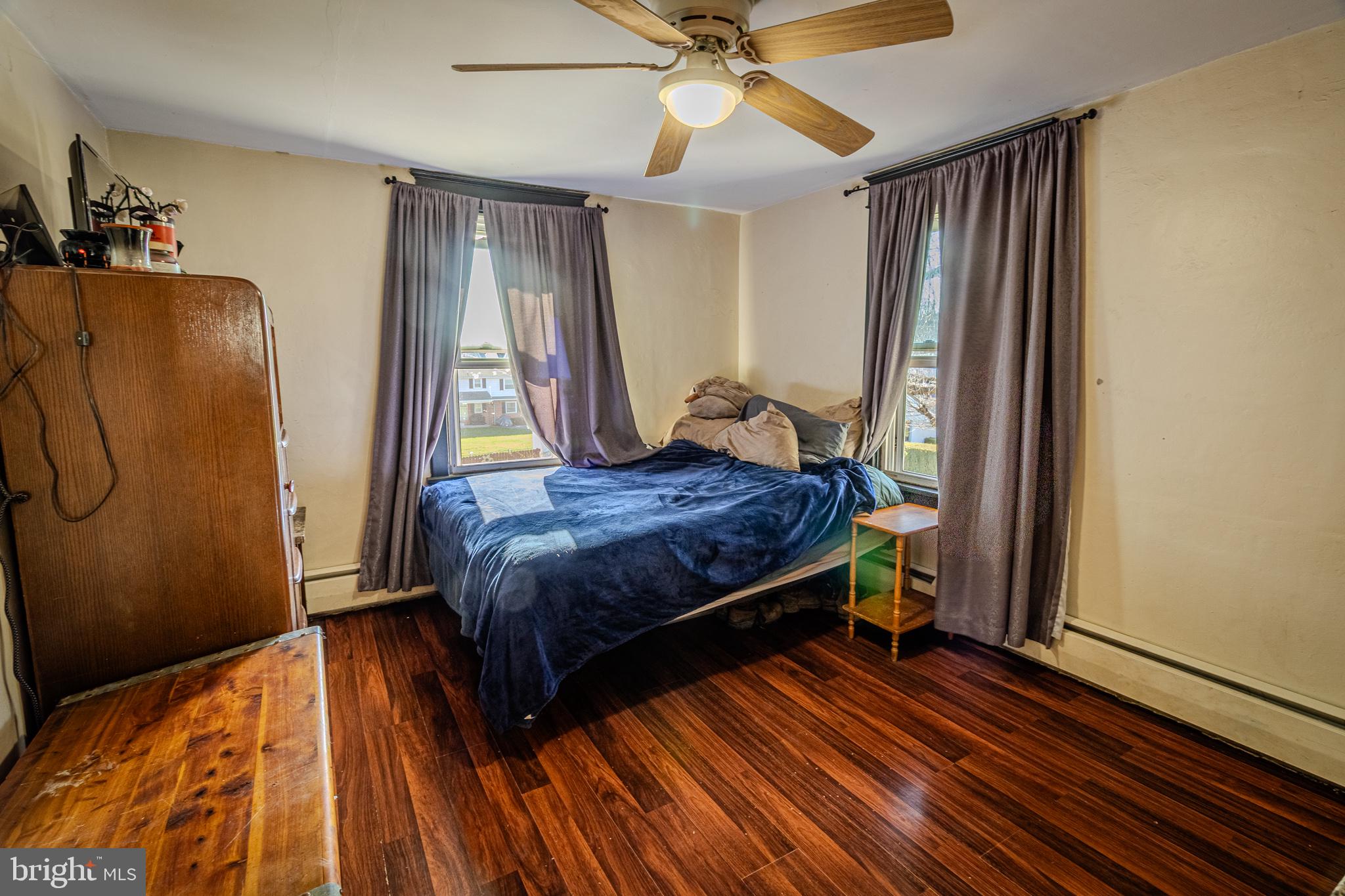 FRACKVILLE - Residential