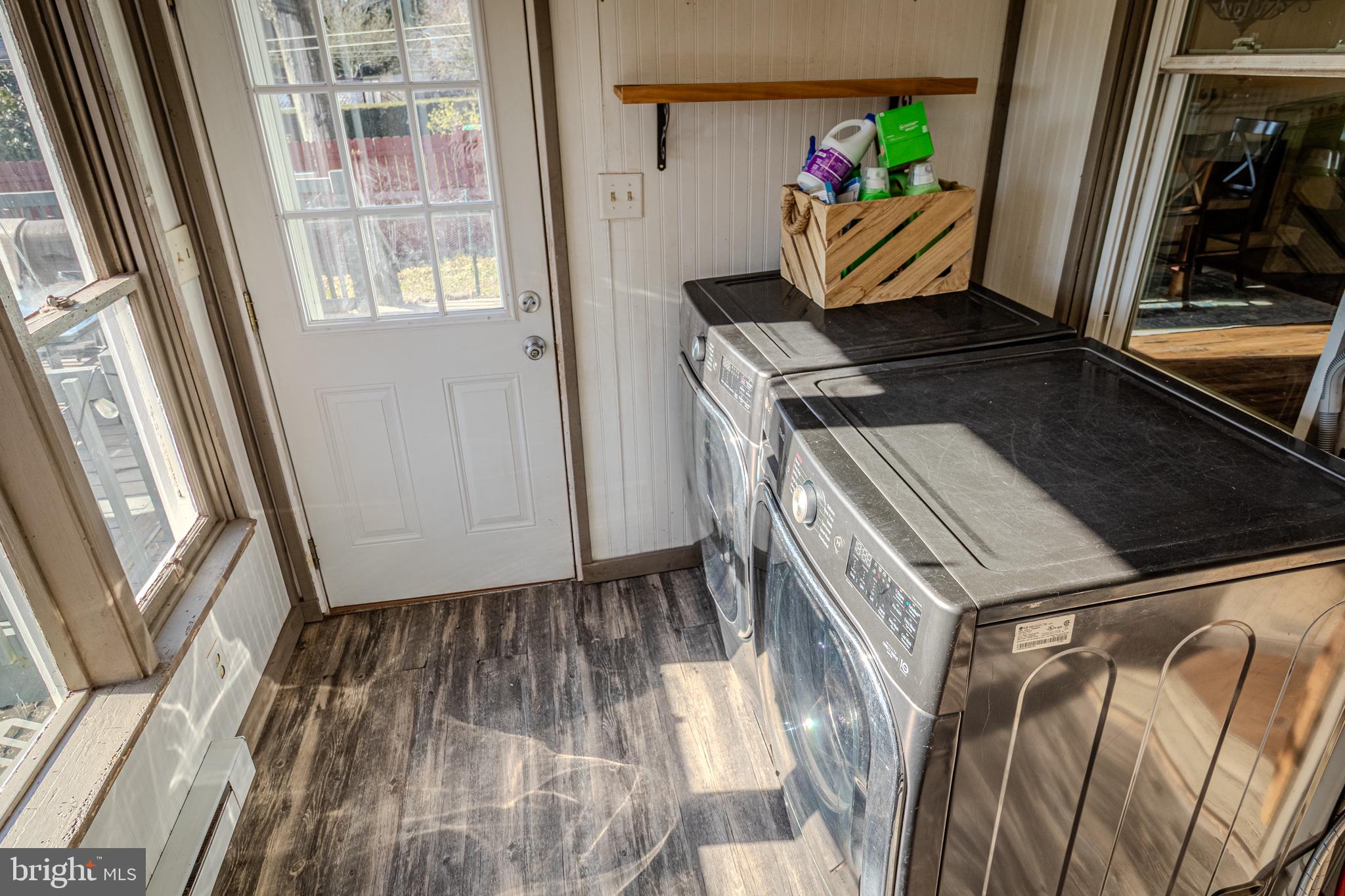 FRACKVILLE - Residential