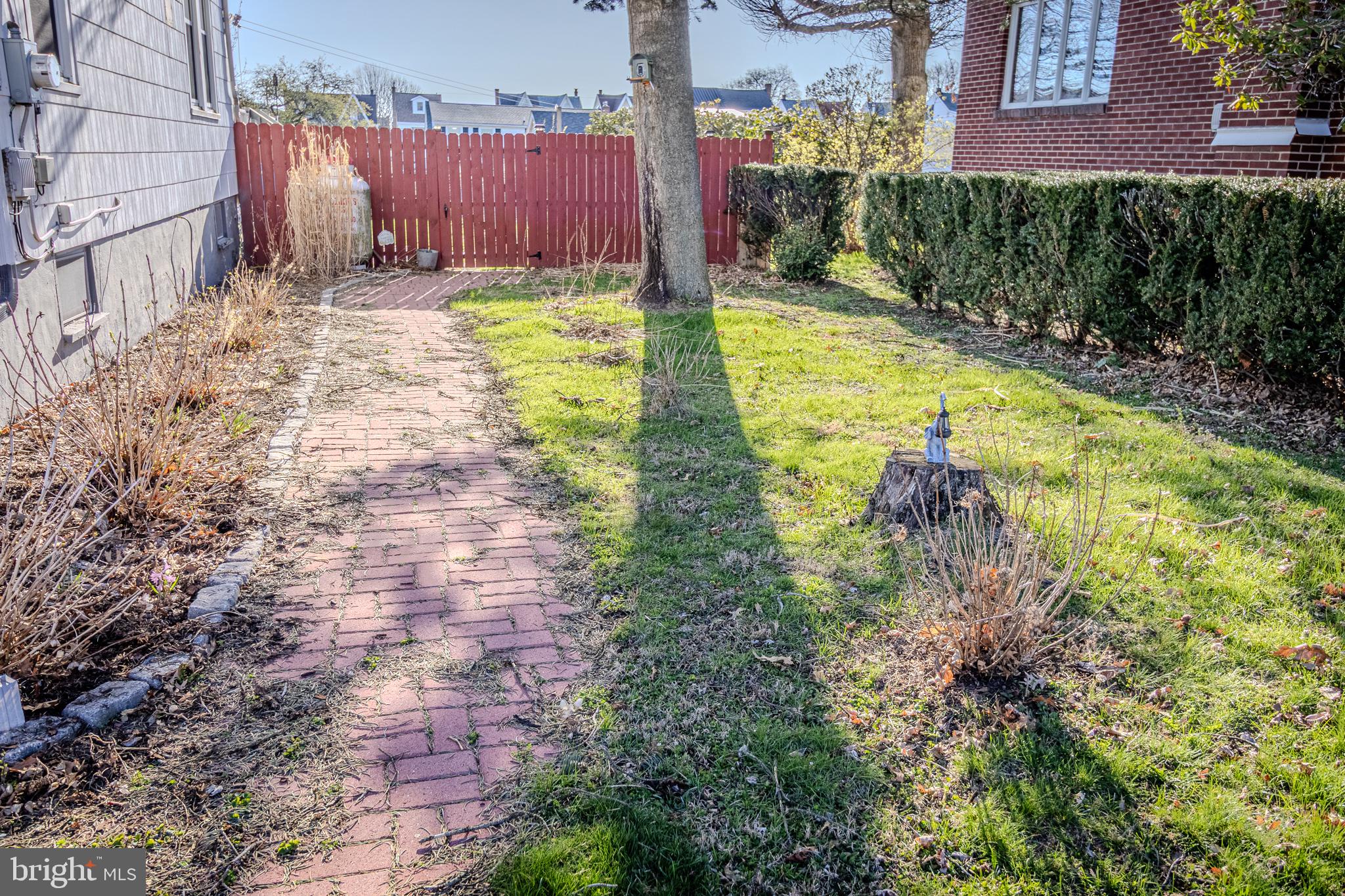 FRACKVILLE - Residential