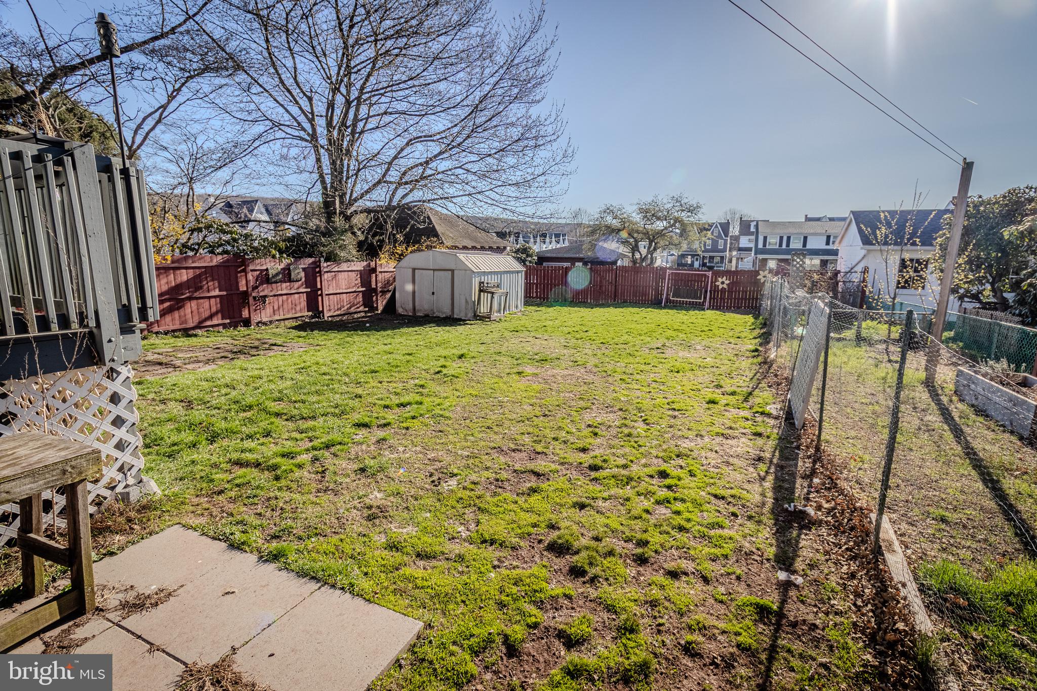 FRACKVILLE - Residential