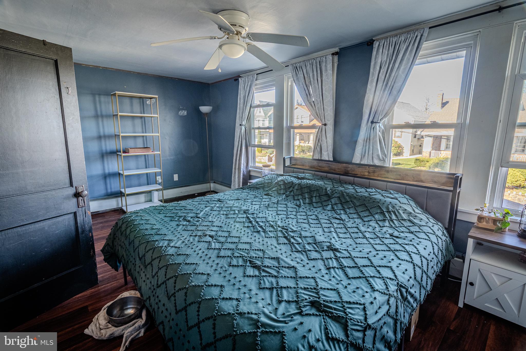 FRACKVILLE - Residential