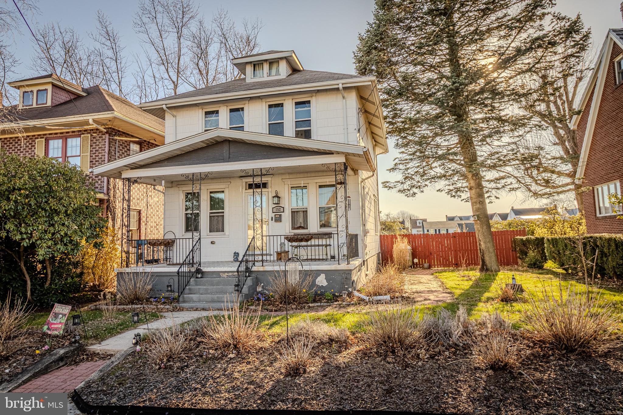 FRACKVILLE - Residential