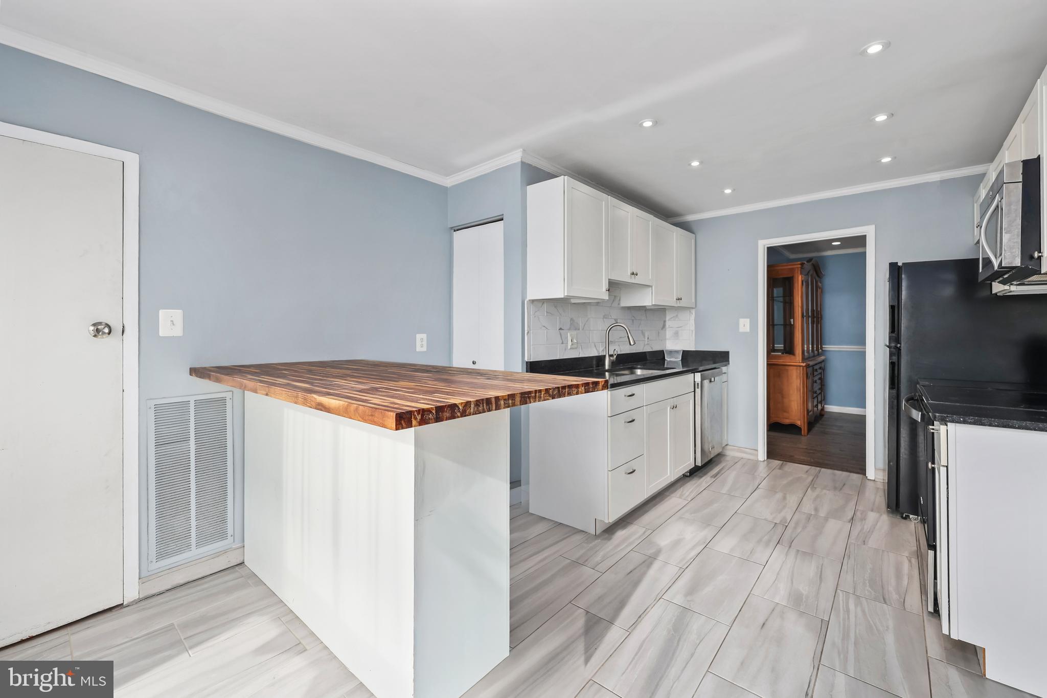 JEFFERSON MEWS - Residential