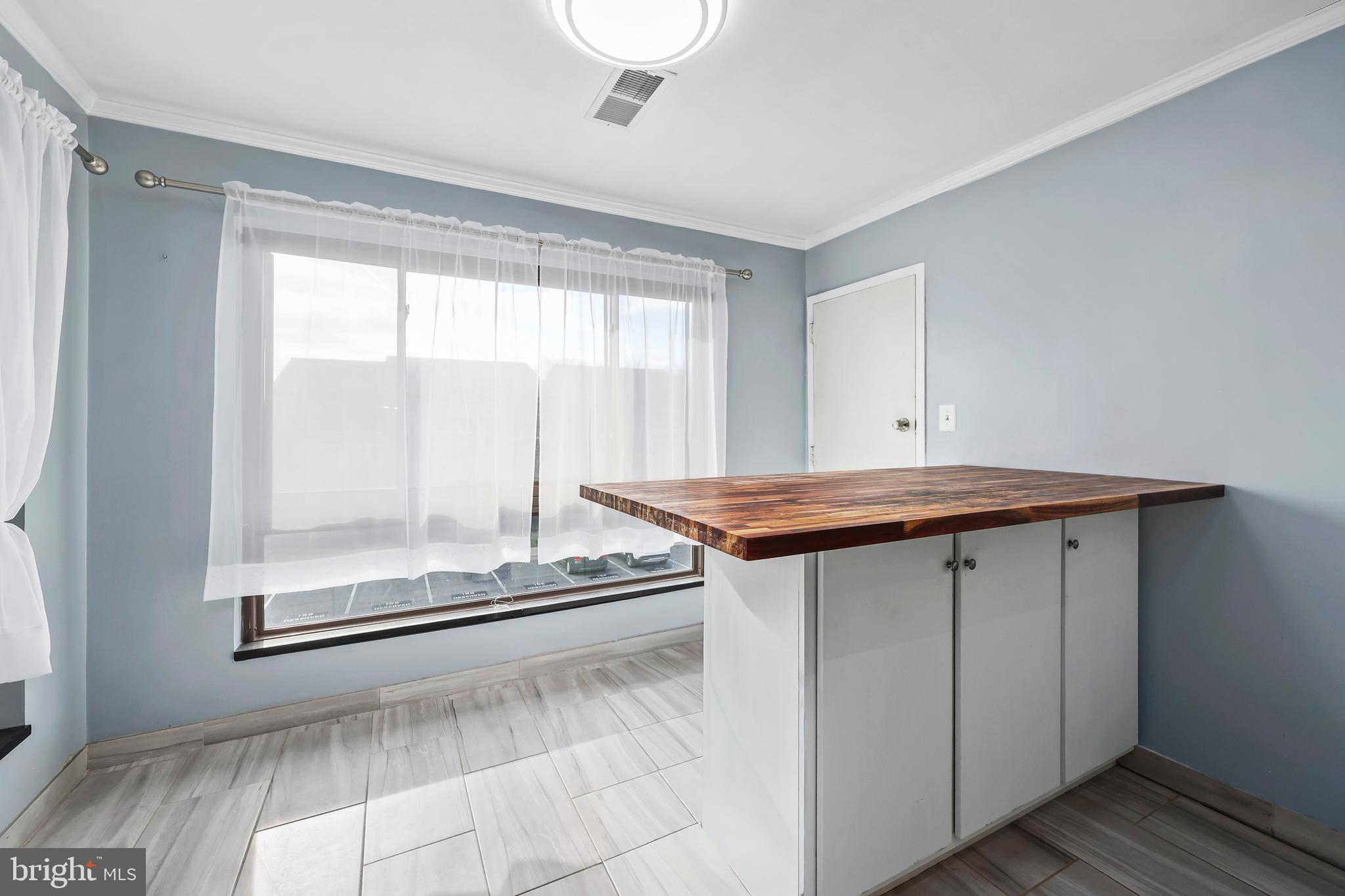 JEFFERSON MEWS - Residential