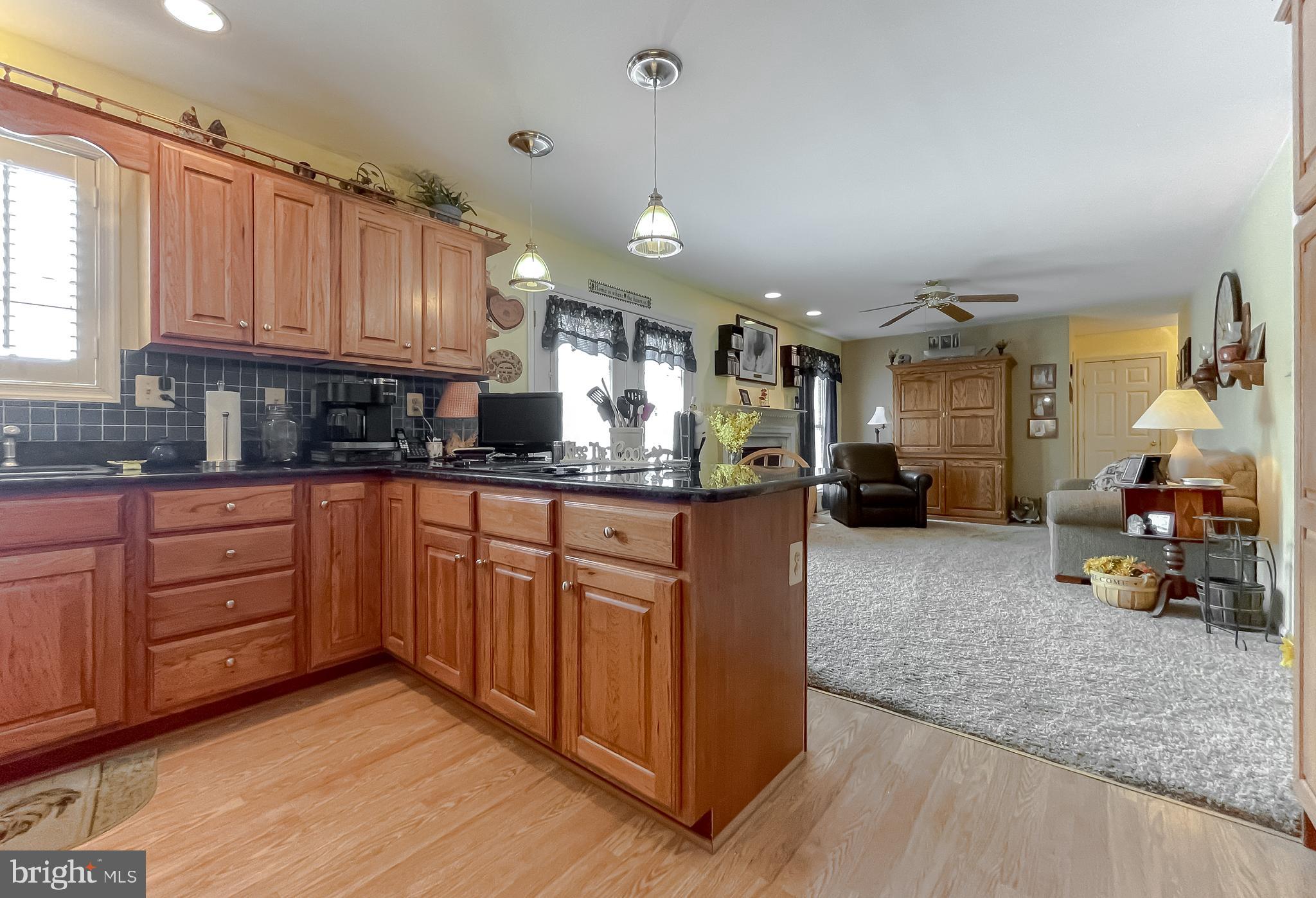 RIVERSIDE FARMS - Residential