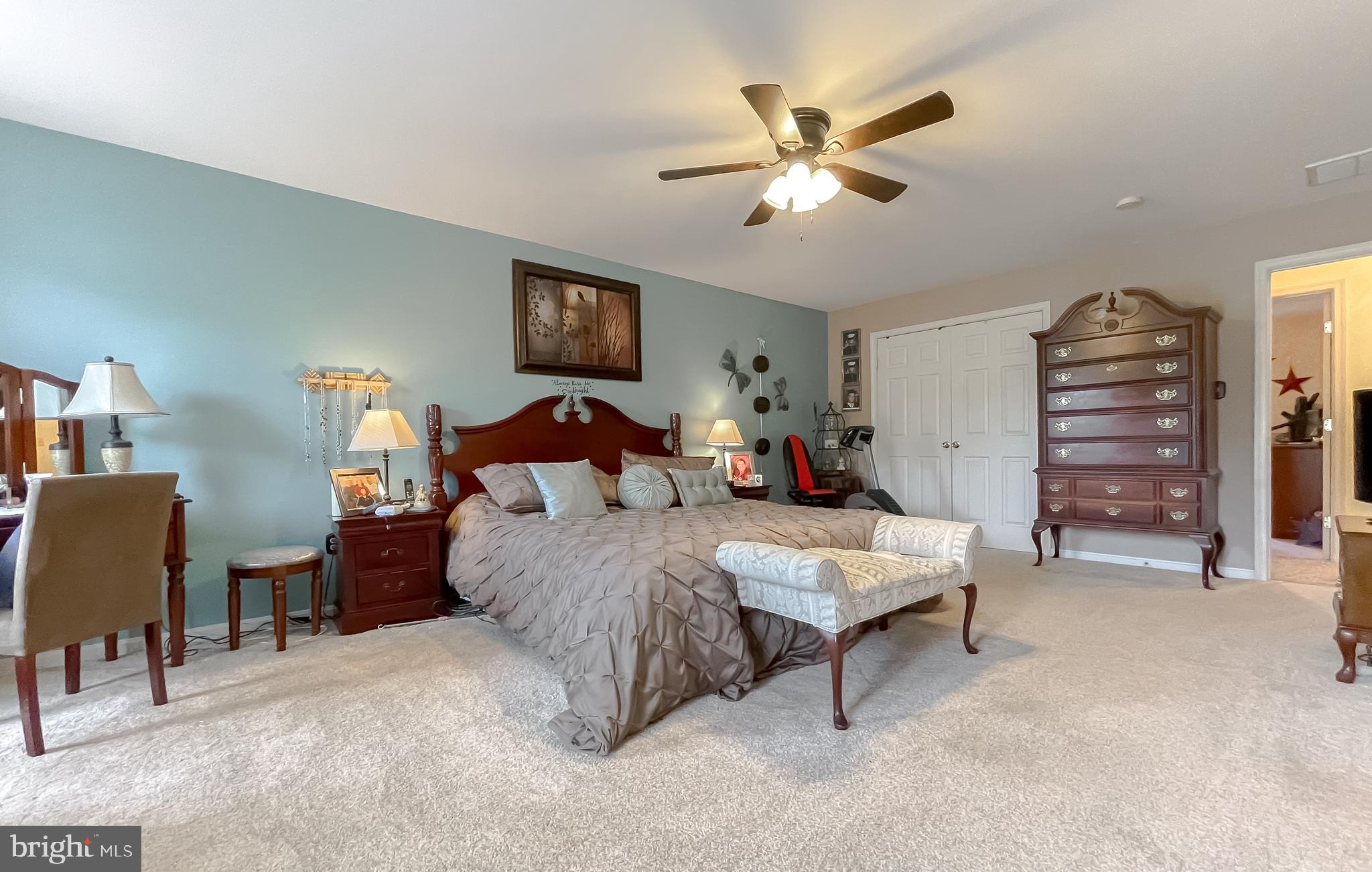 RIVERSIDE FARMS - Residential