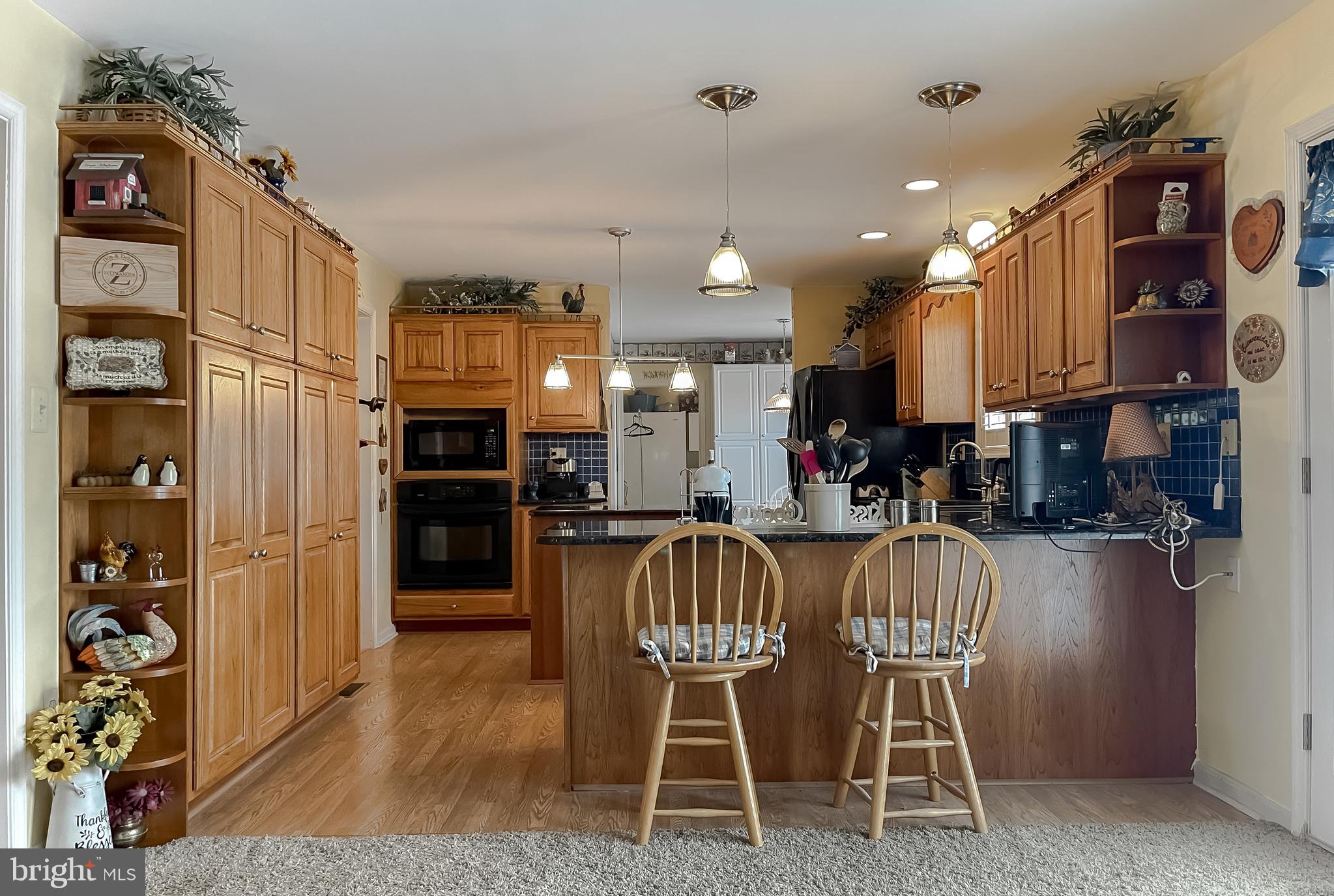 RIVERSIDE FARMS - Residential