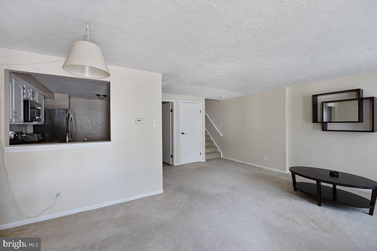 2703 GREENWOOD DRIVE