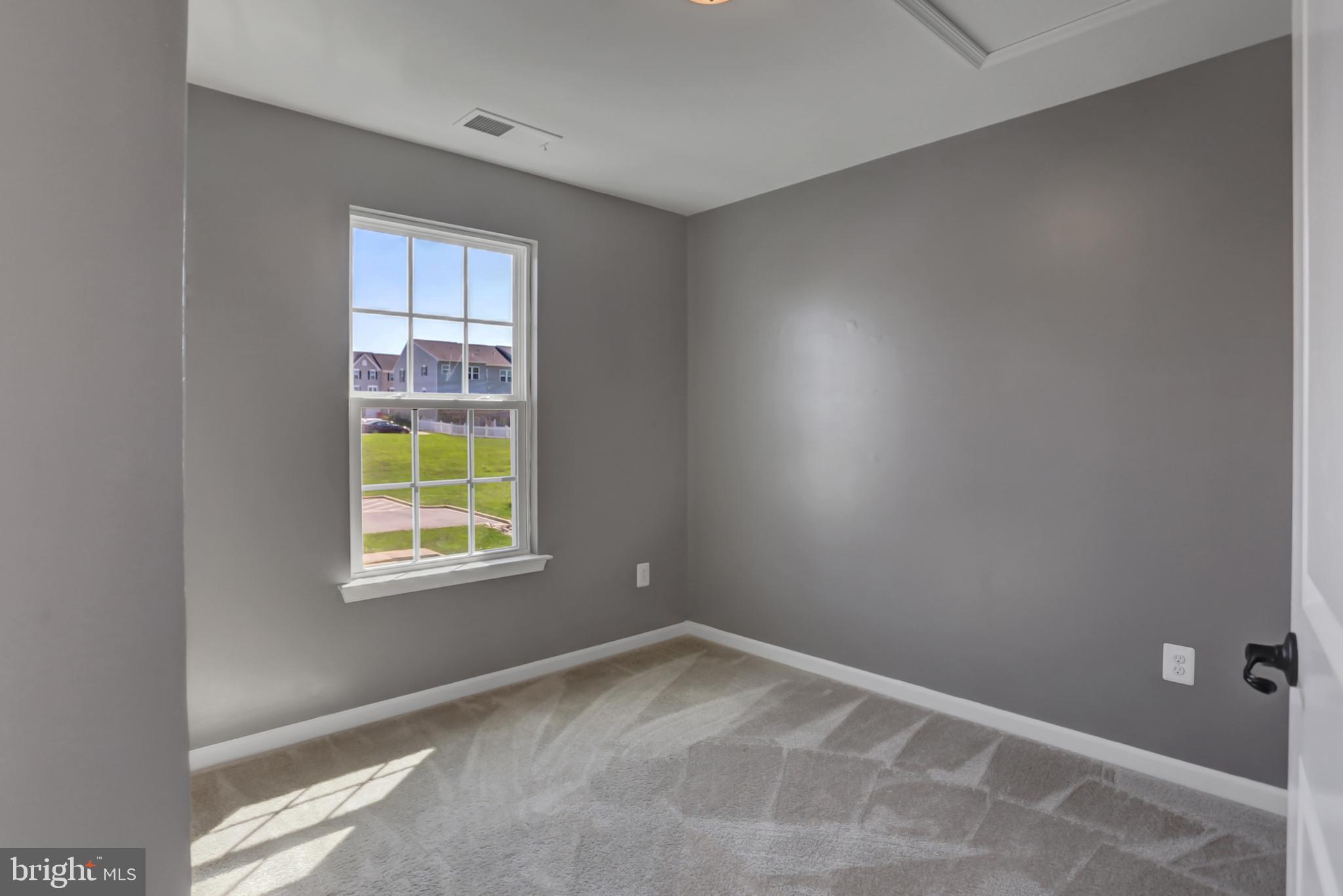 POTOMAC STATION - Residential