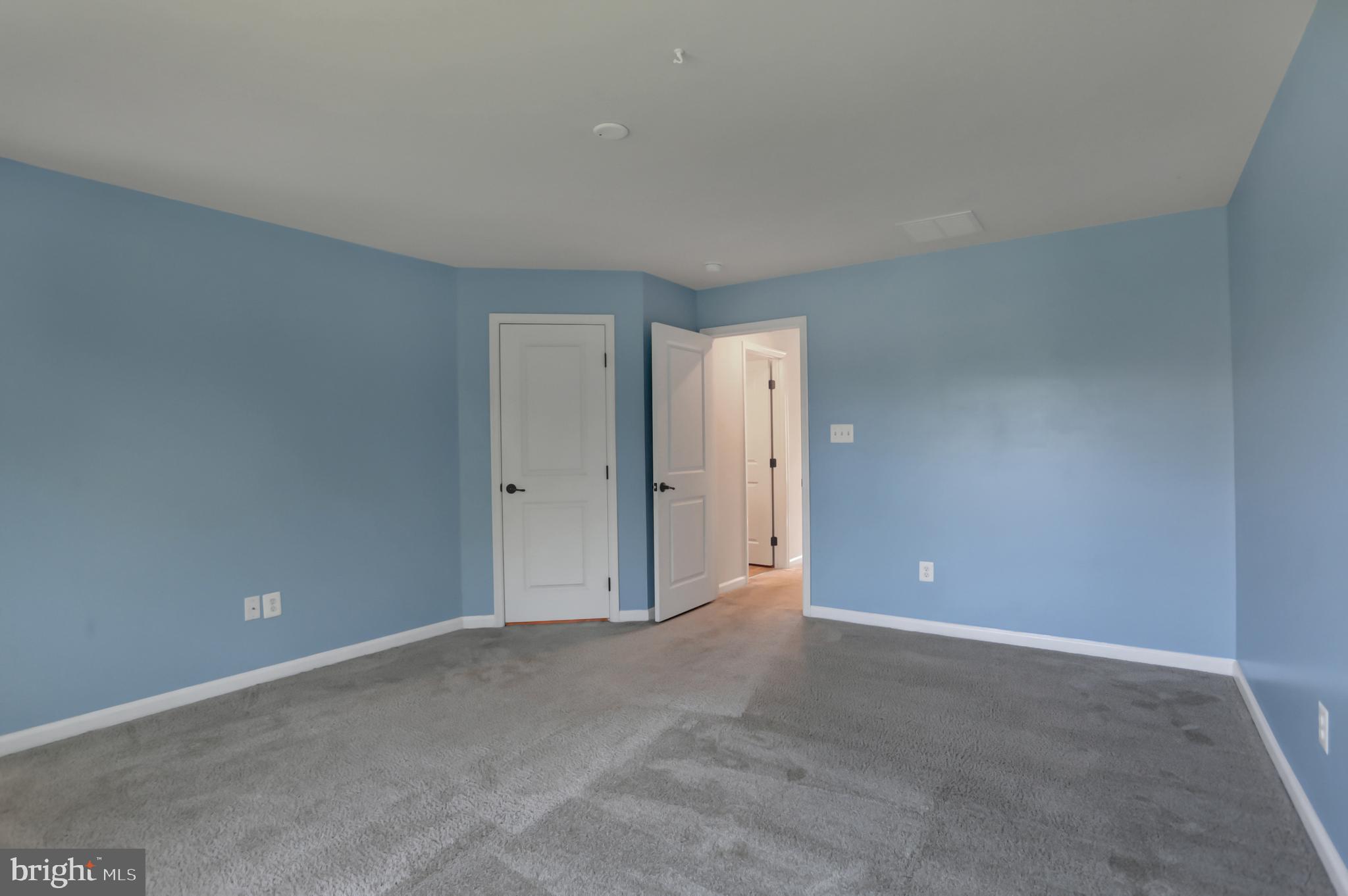 POTOMAC STATION - Residential