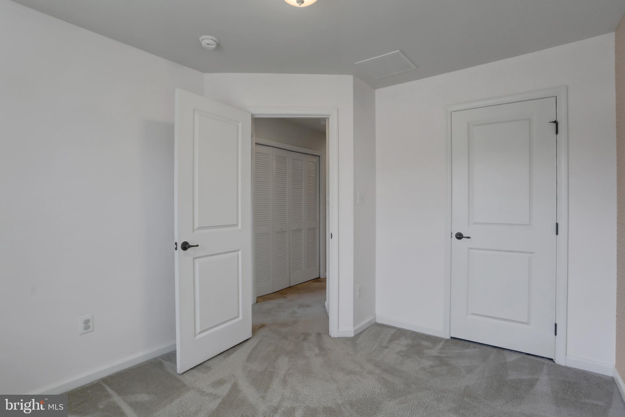 POTOMAC STATION - Residential